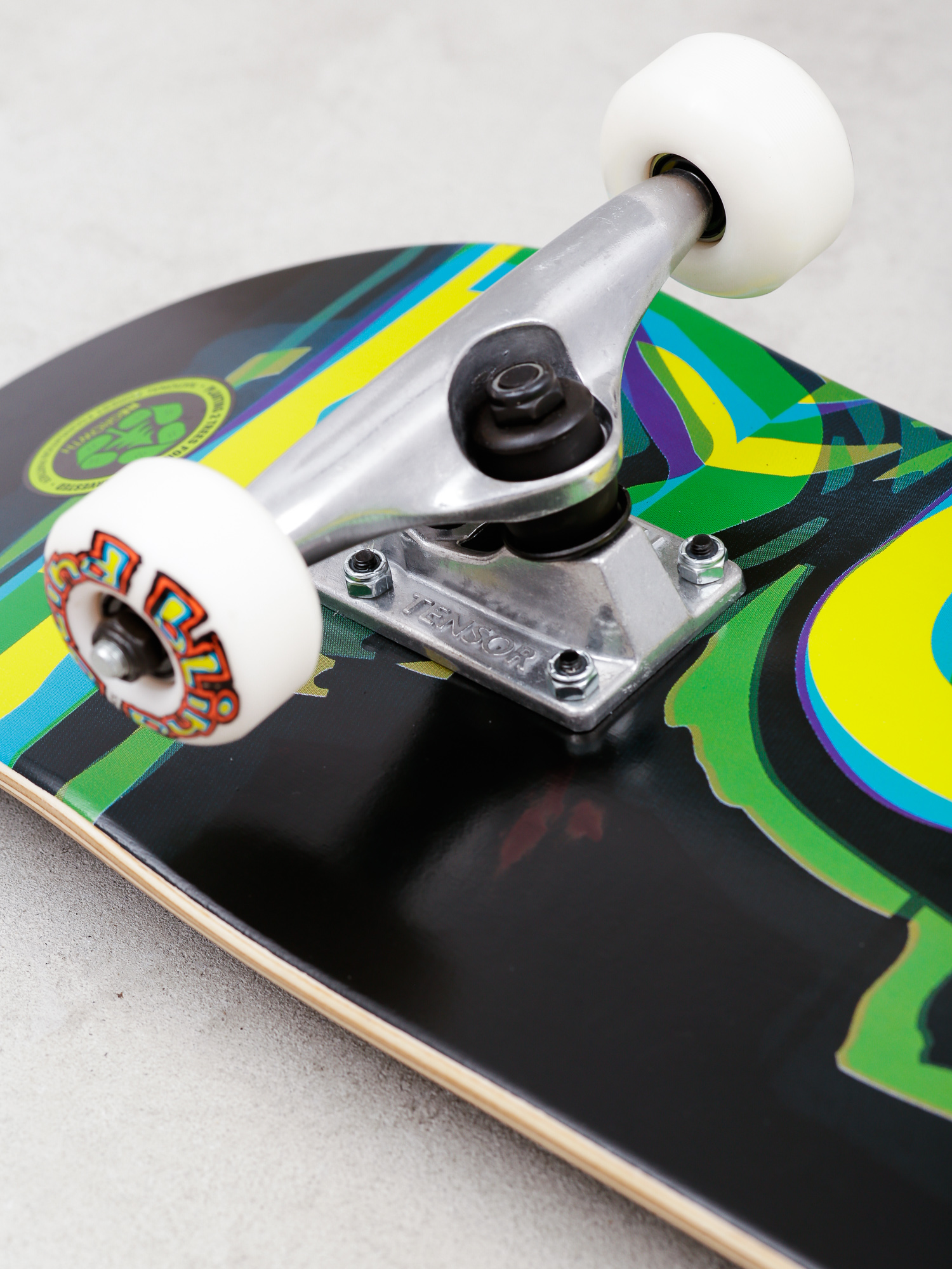 Blind Logo Glitch Skateboard (green/yellow)