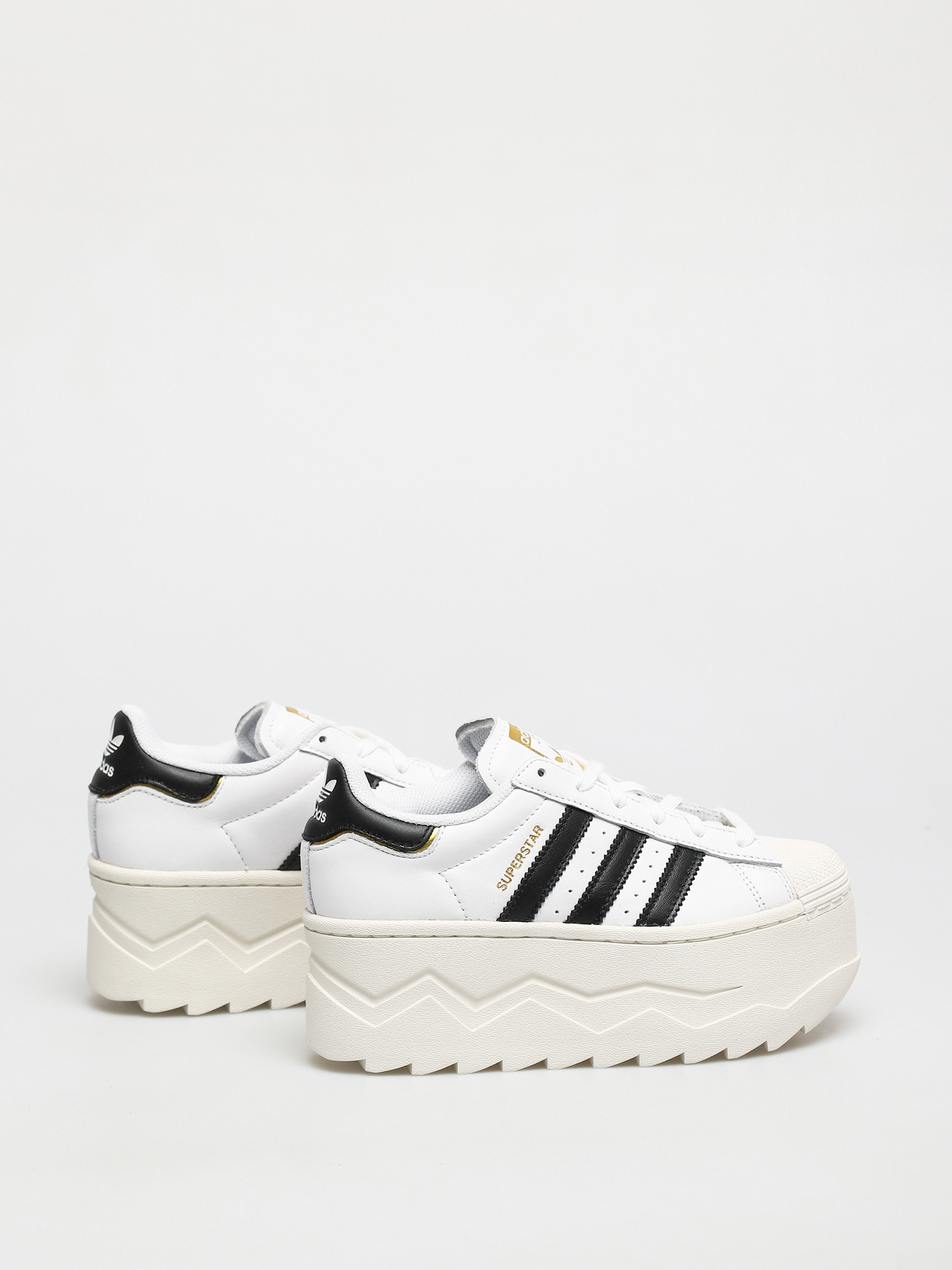 shoe form adidas