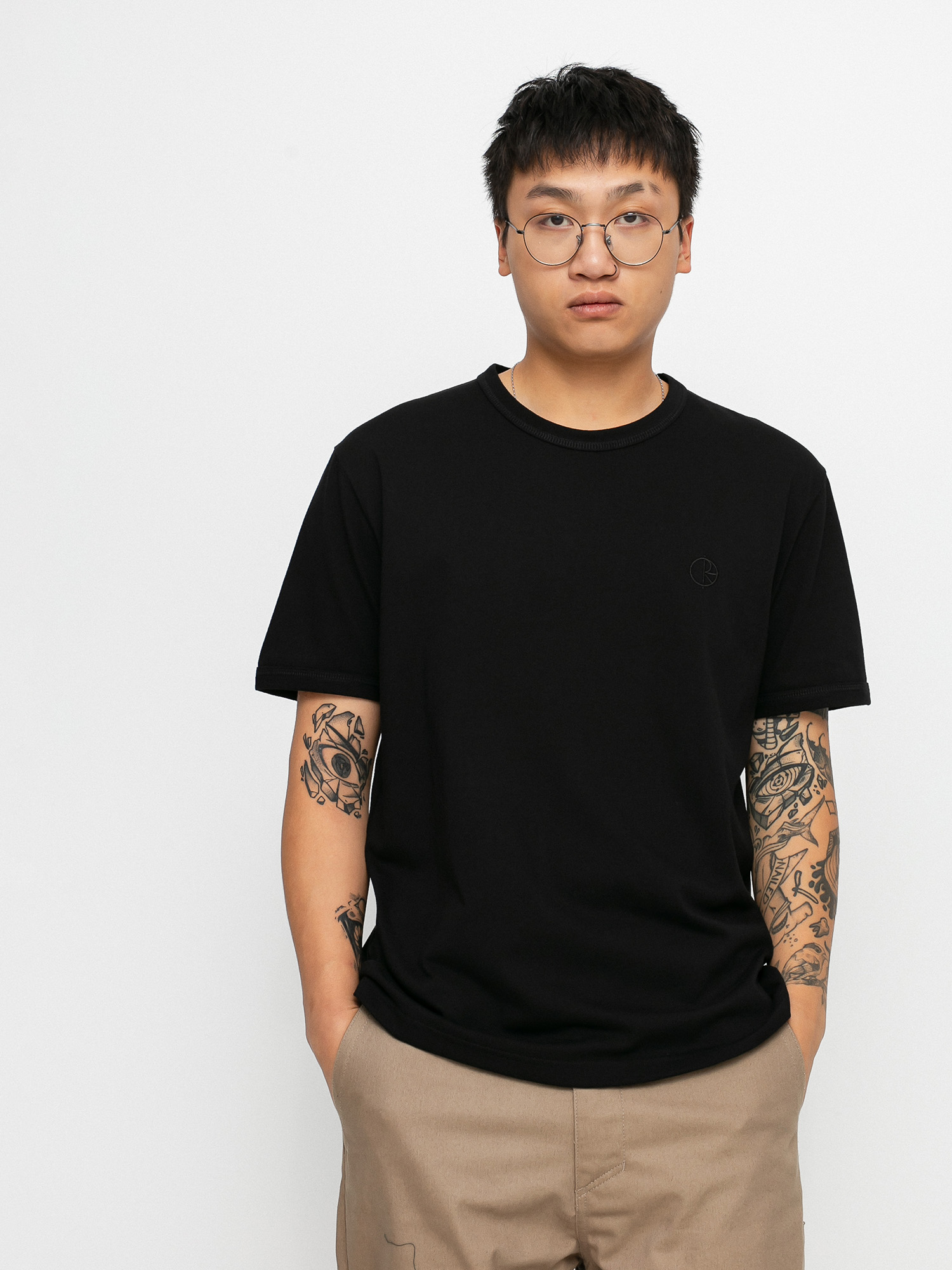 polar t shirt black