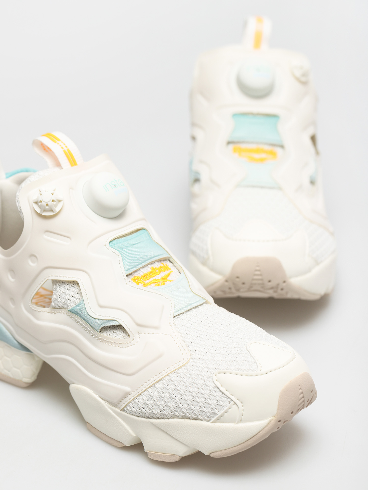 Reebok Instapump Fury Og Shoes (ftwwht/chalk/glablu)