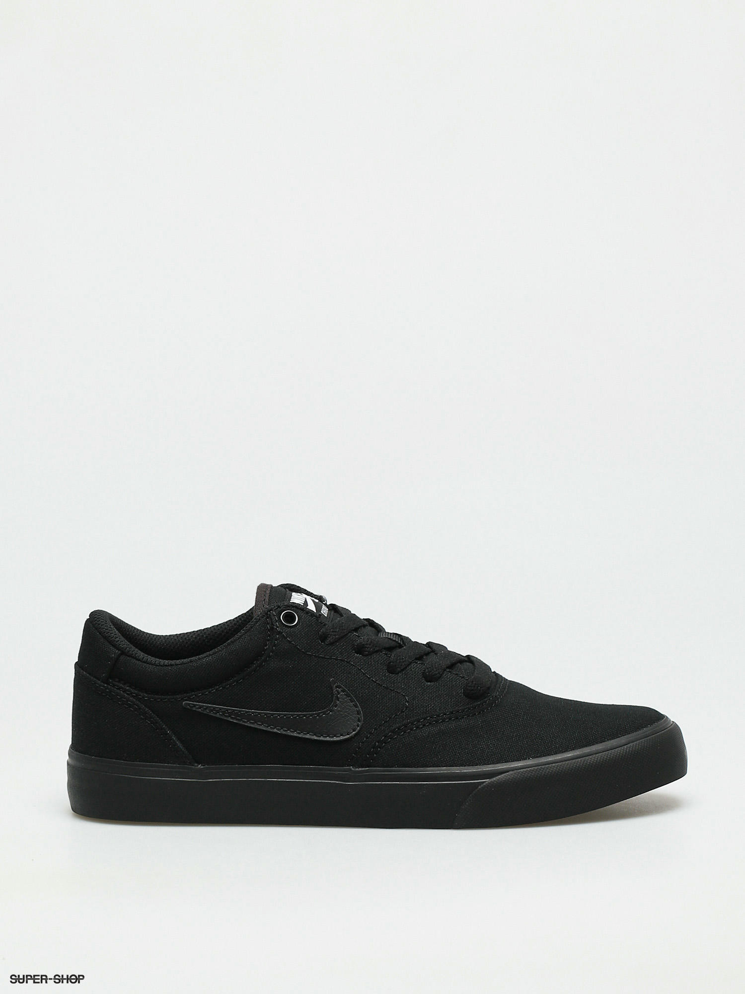 Black nike store sb shoes