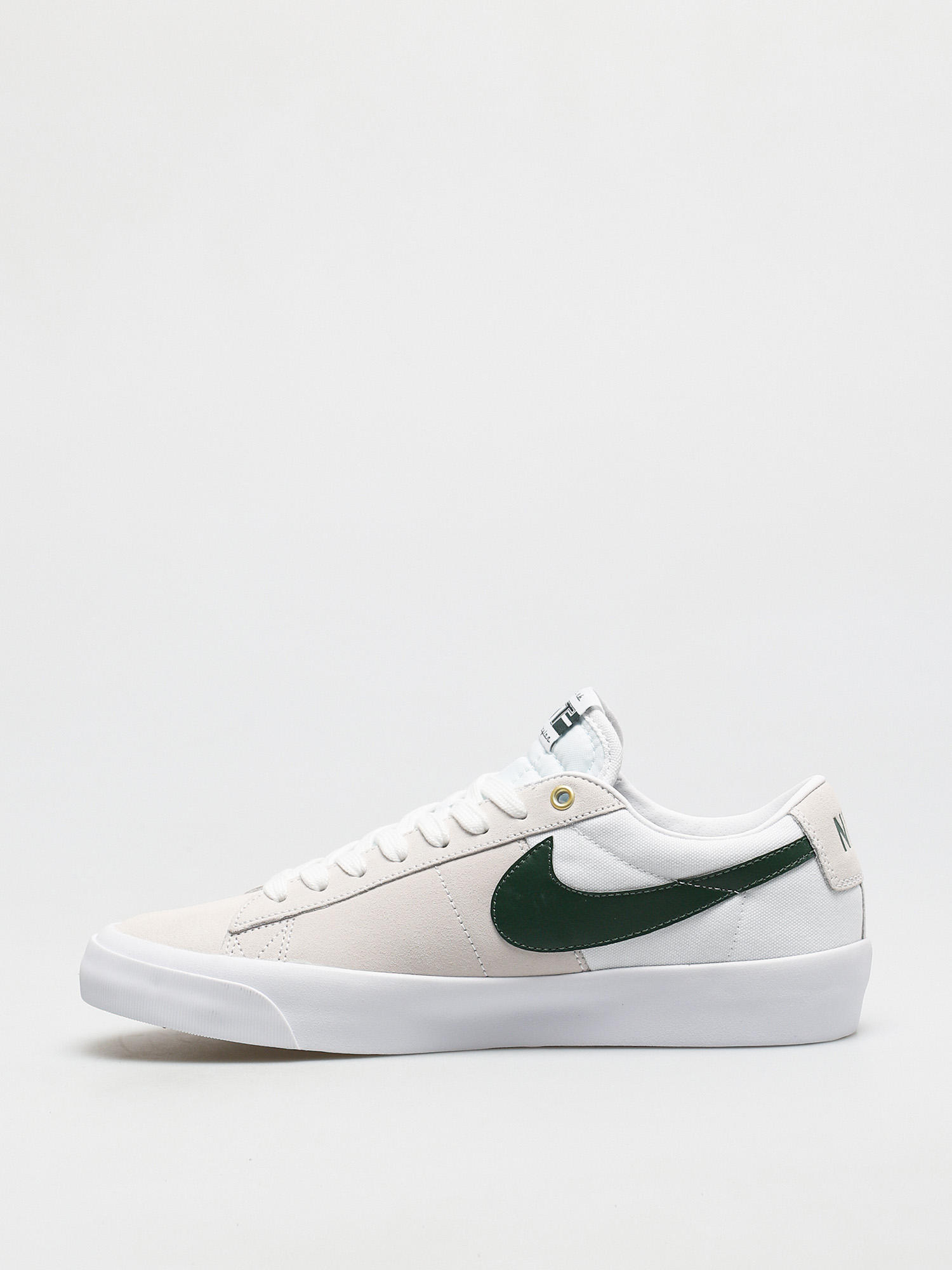 Nike SB Zoom Blazer Low Pro GT Shoes (white/fir white gum light brown)