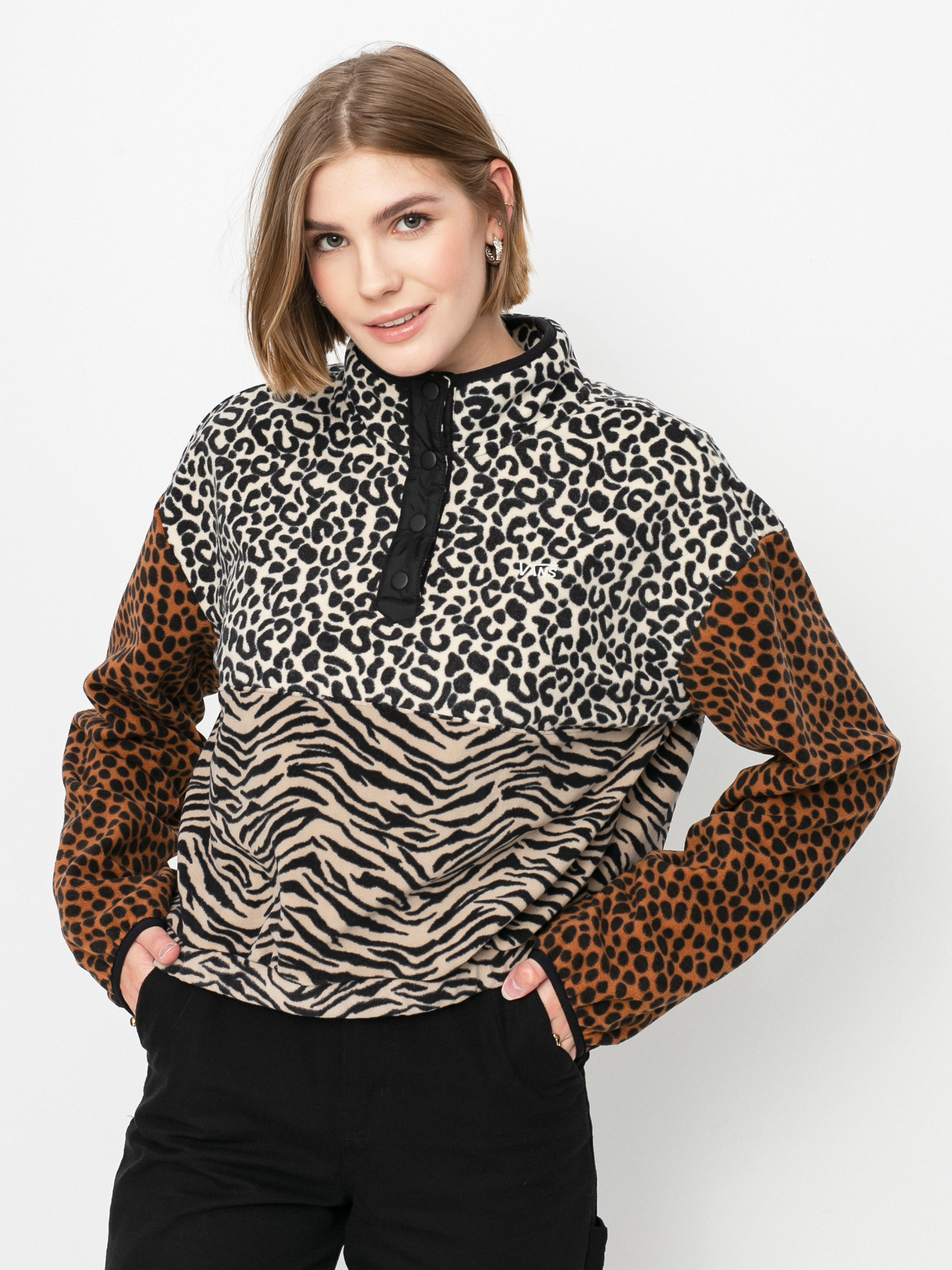 Vans Wild Patchwork Mock Neck Sweatshirt Wmn (animal patchwork)