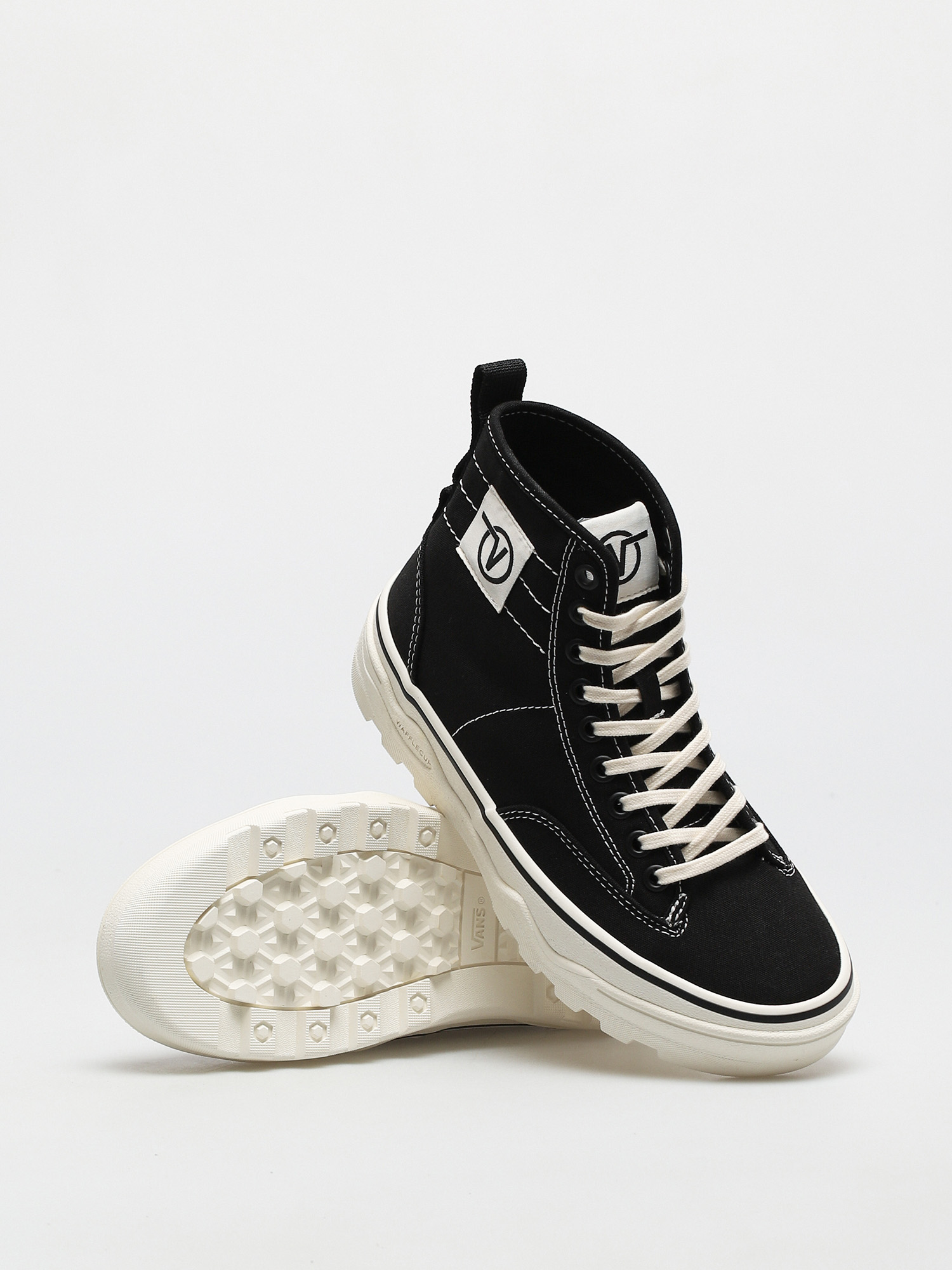 Vans Sentry Wc Shoes (canvas/black/marshmallo)