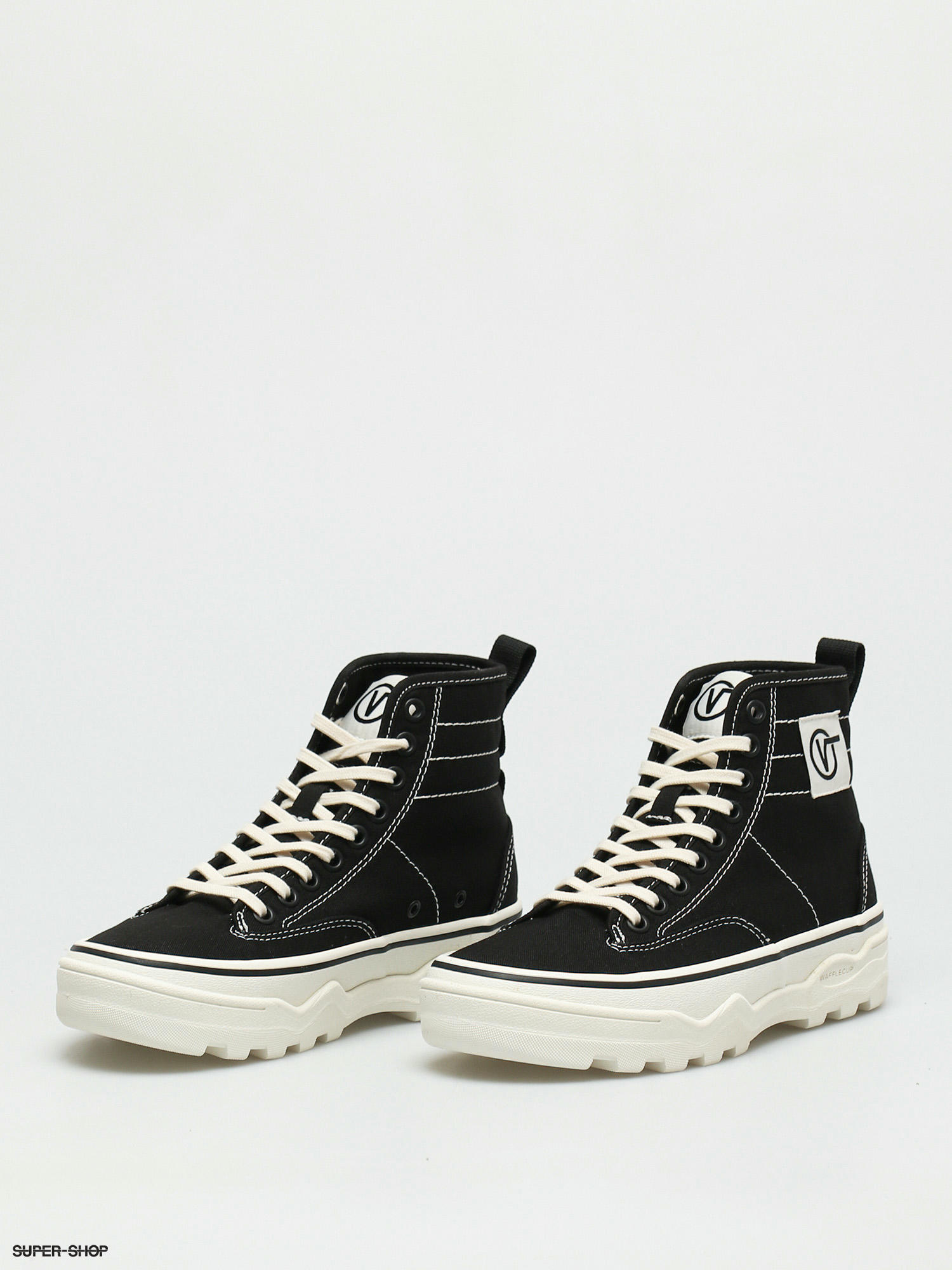 vans sentry boot