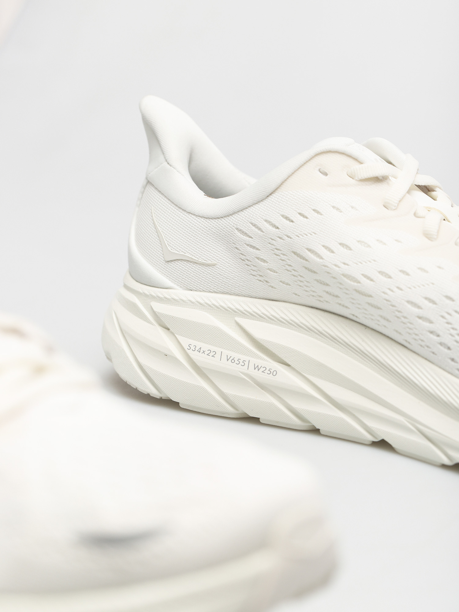 Hoka One One Clifton 8 Schuhe (white/white)