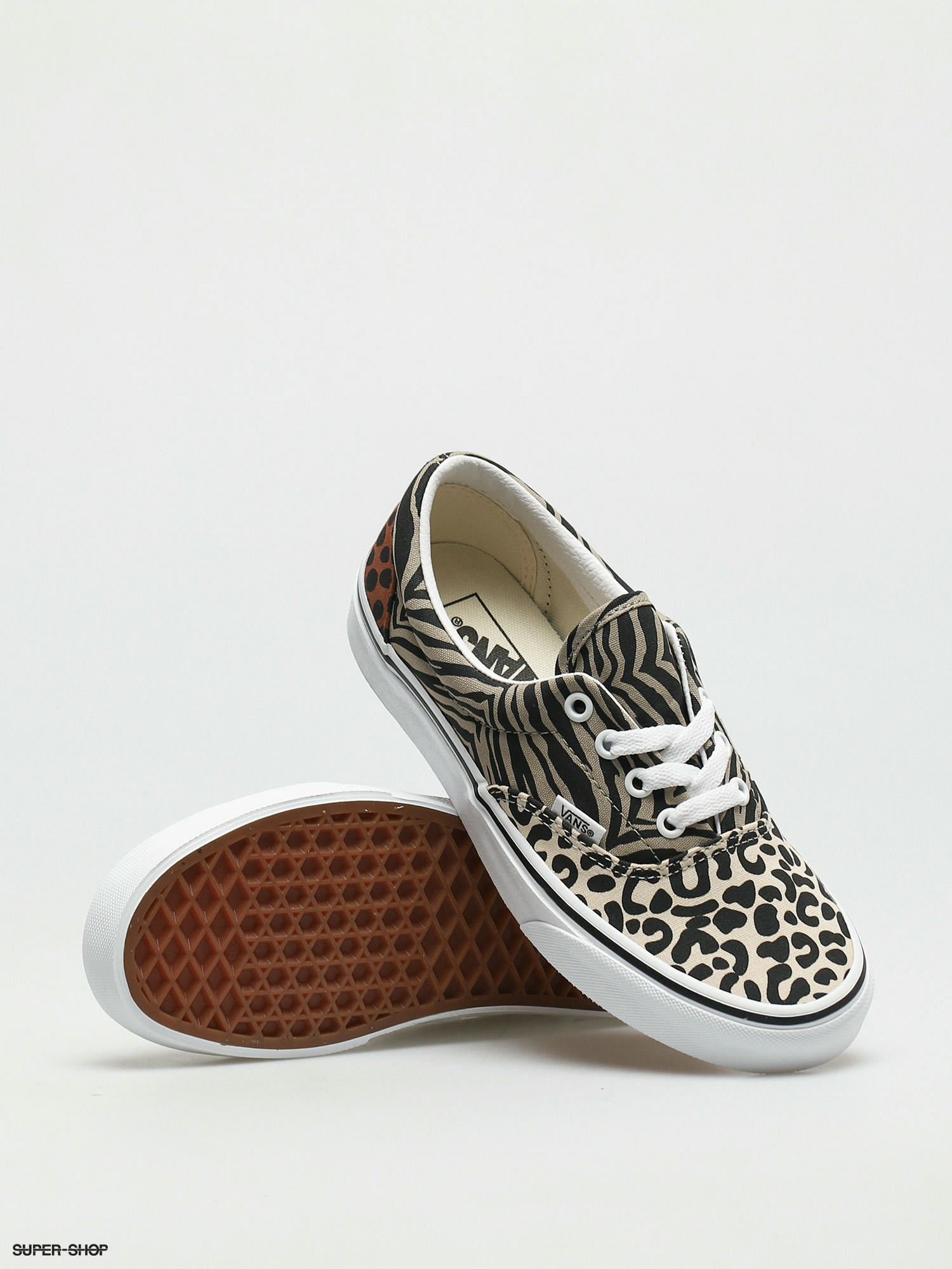 vans era skate shoe multi