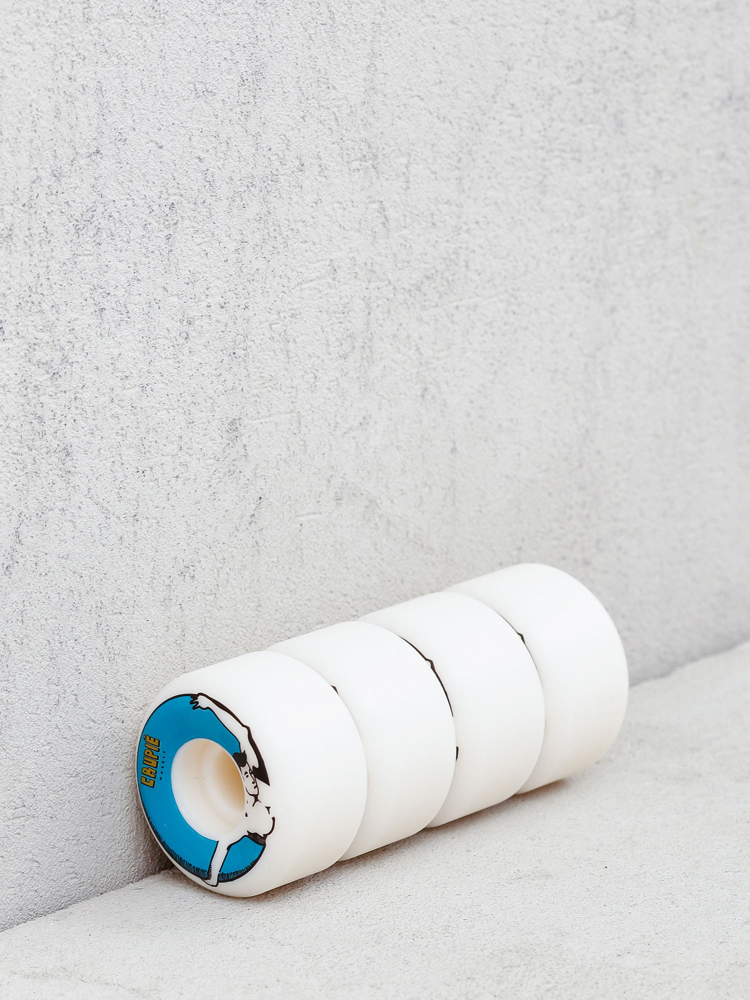 Crupie Apex Flatspot Resist Wheels (white/blue)