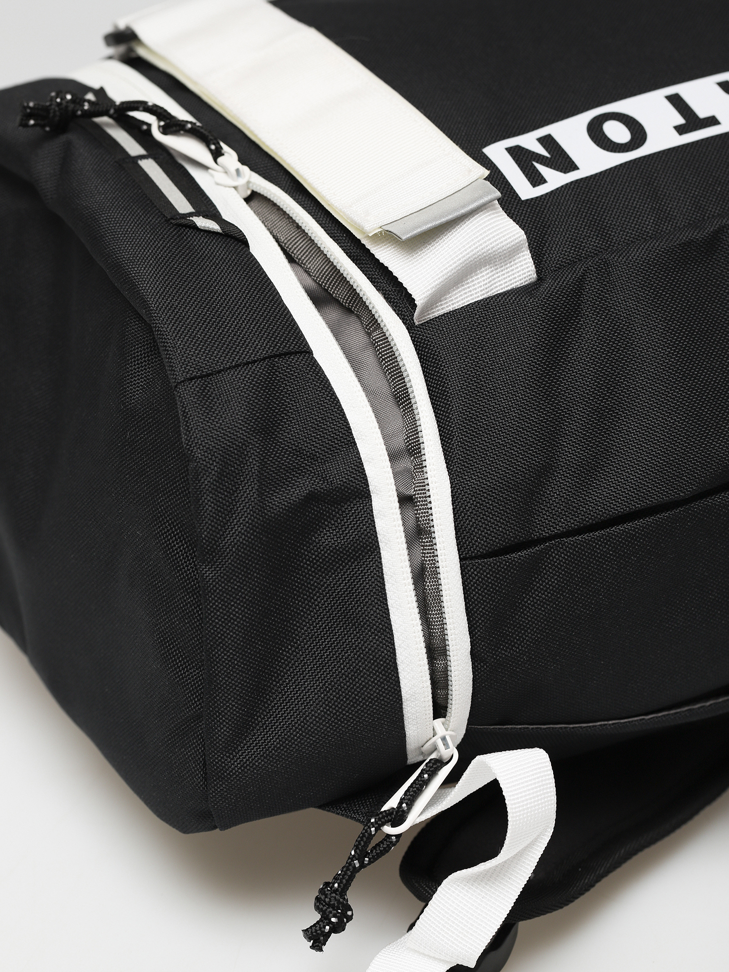 Burton Distortion 18L Backpack (true black)