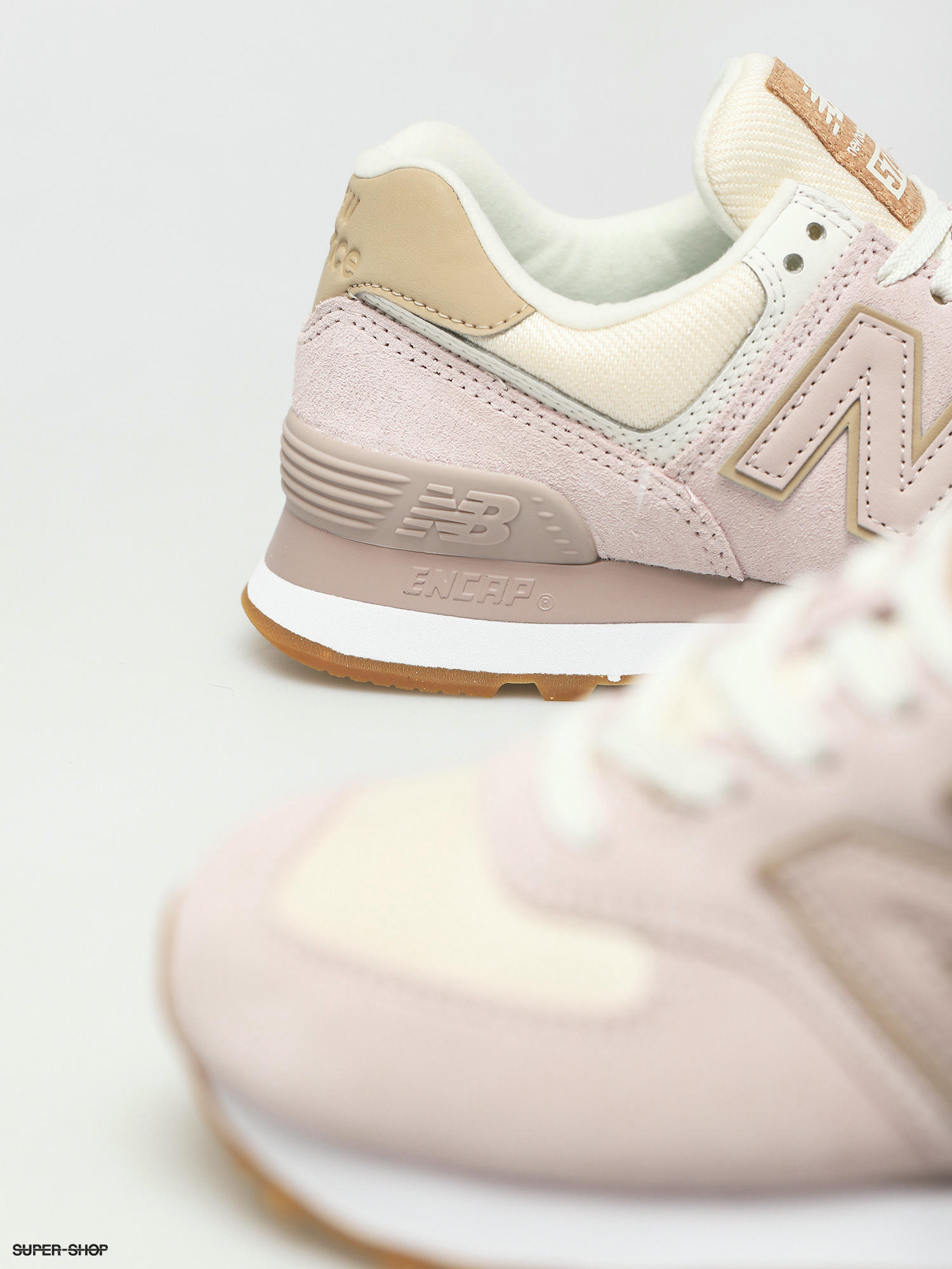 new balance 574 cream with pink