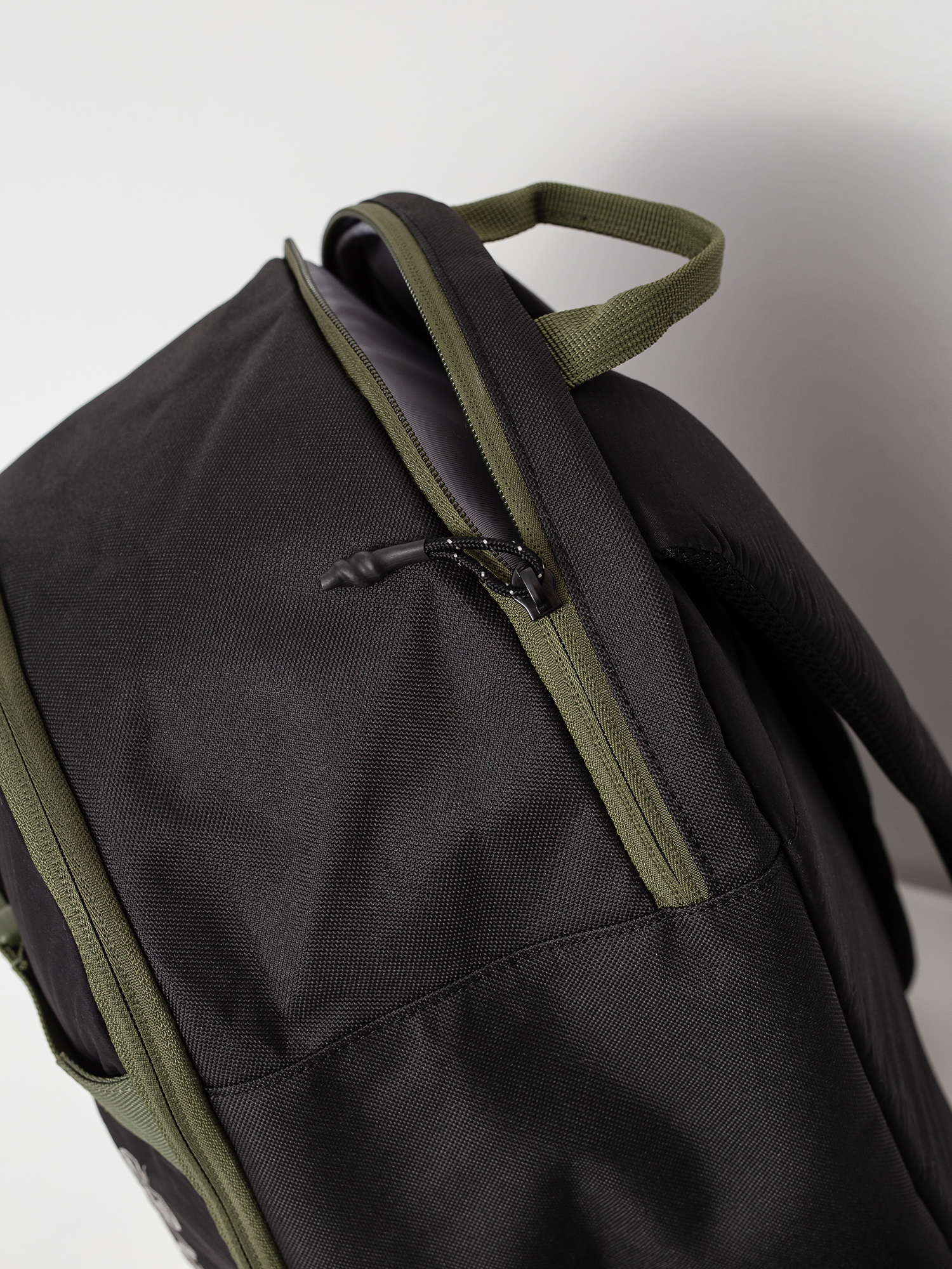 Quiksilver Edgy Vibes Backpack (black)