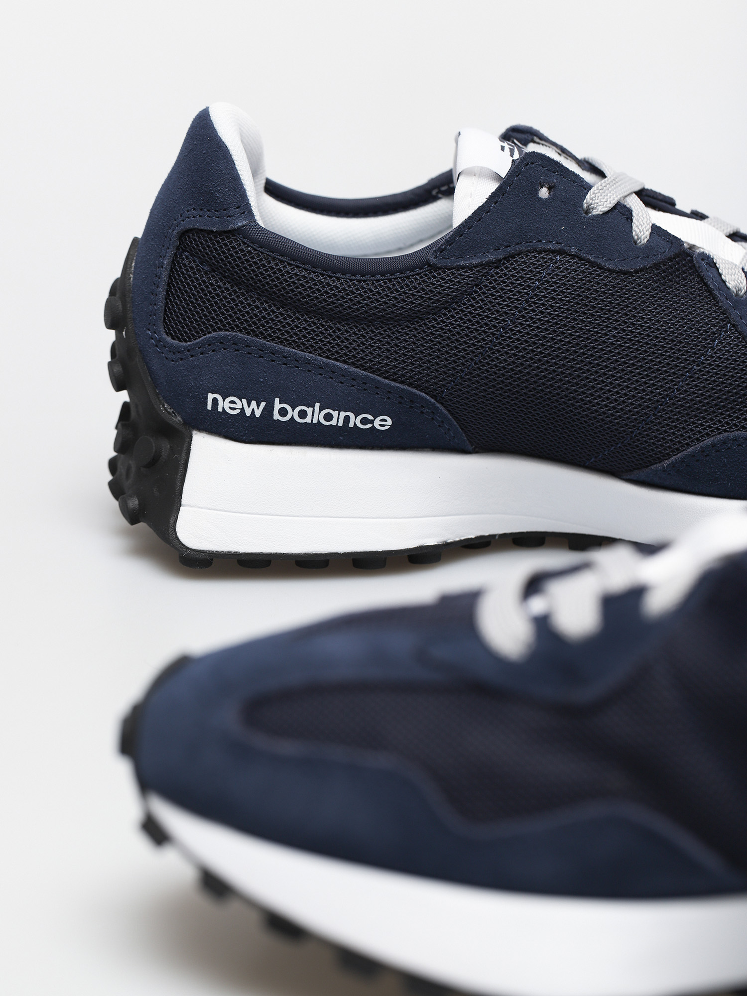 New Balance 327 Shoes (natural indigo)