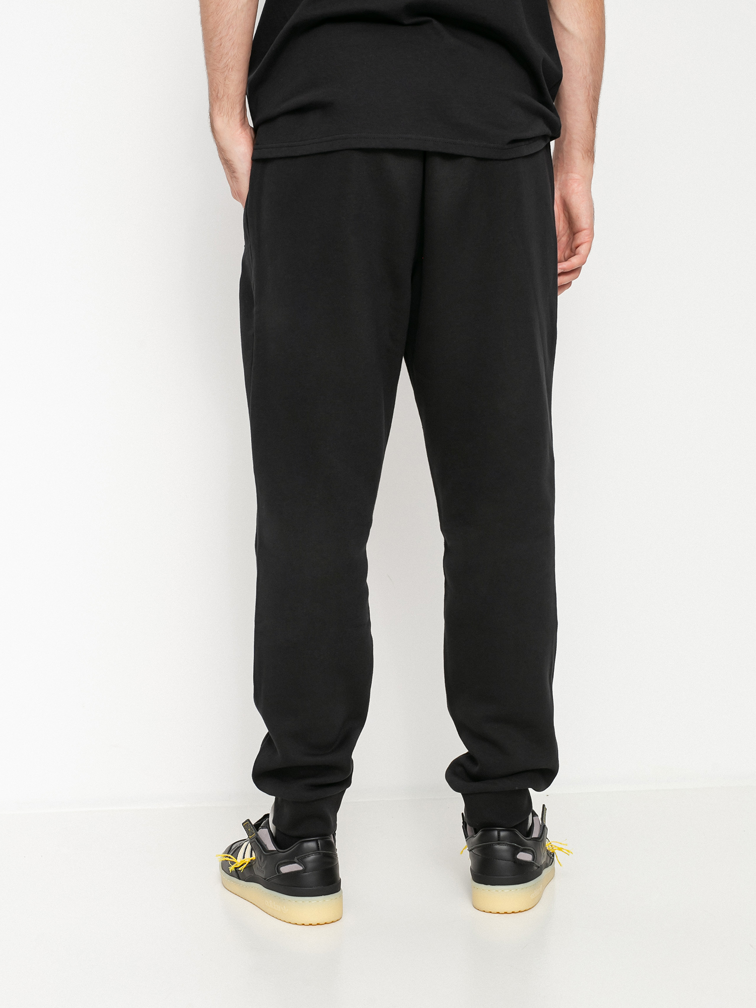 adidas Originals Adicolor Essentials Trefoil Hose (black)