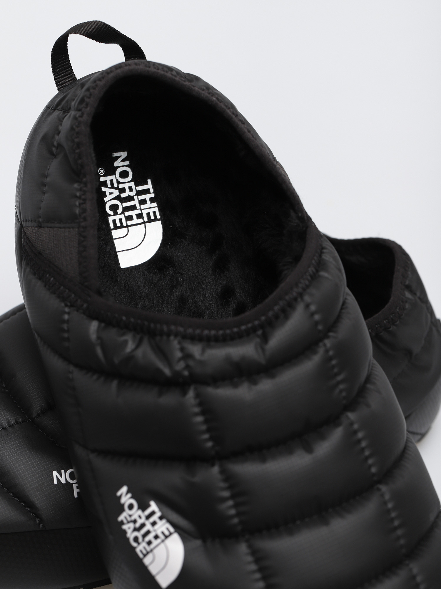 The North Face Thermoball Traction Mule V Shoes (tnf black/tnf white)