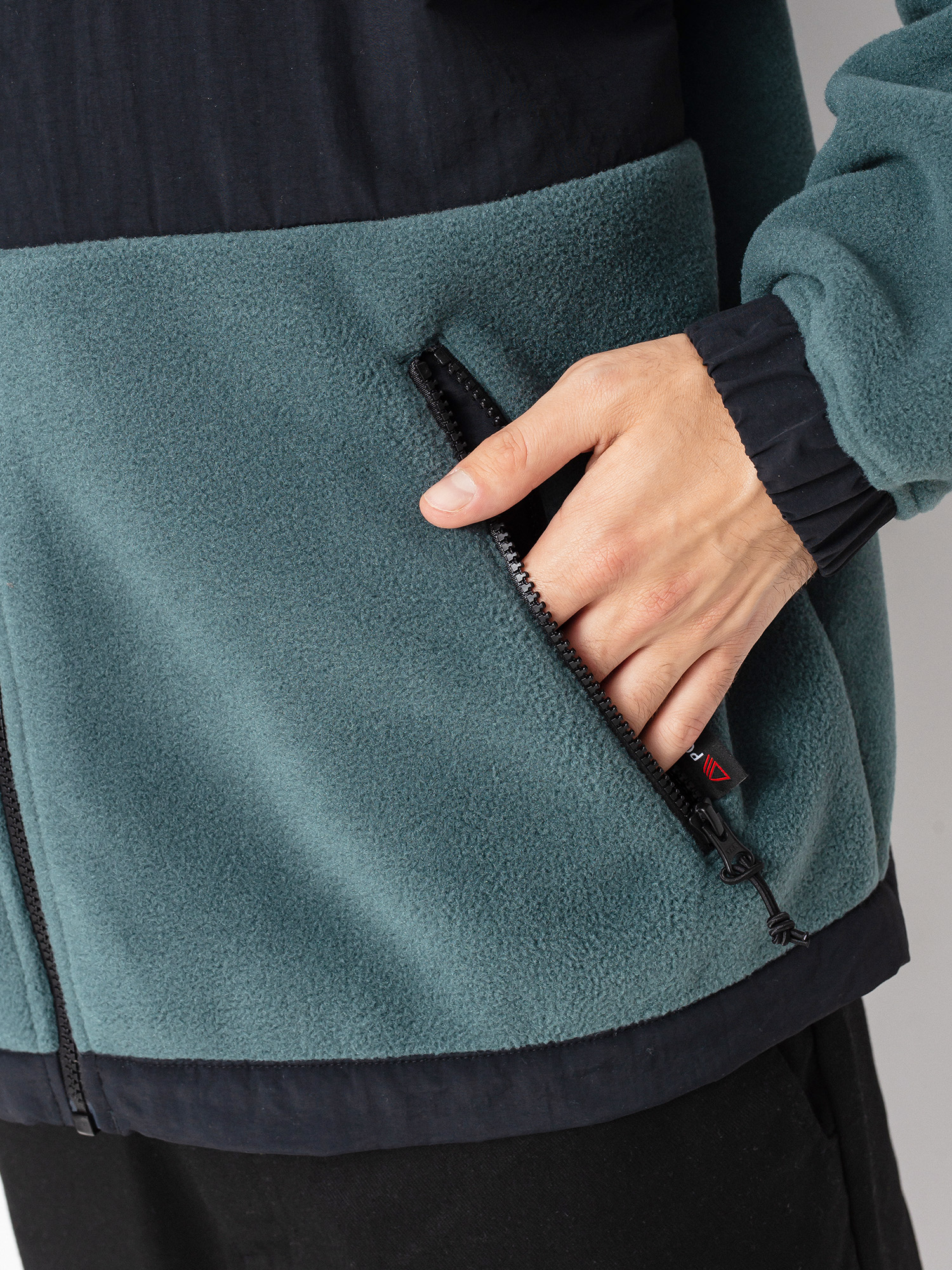 Mens Carhartt WIP Nord Fleece (eucalyptus/black)