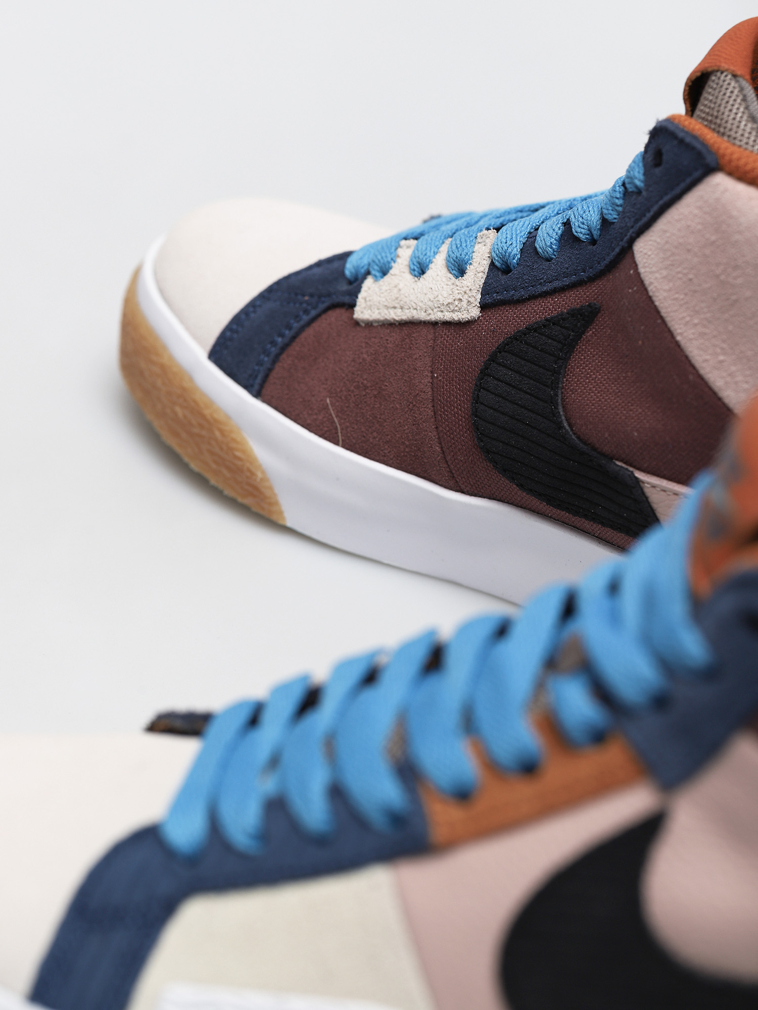 Nike SB Zoom Blazer Mid Premium Shoes (dark wine/black pink oxford cashmere)