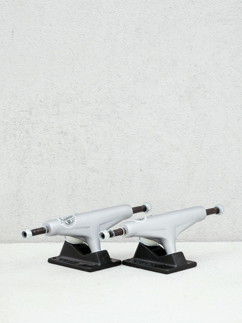 Tensor Mag Light Reflect Trucks (silver/black)