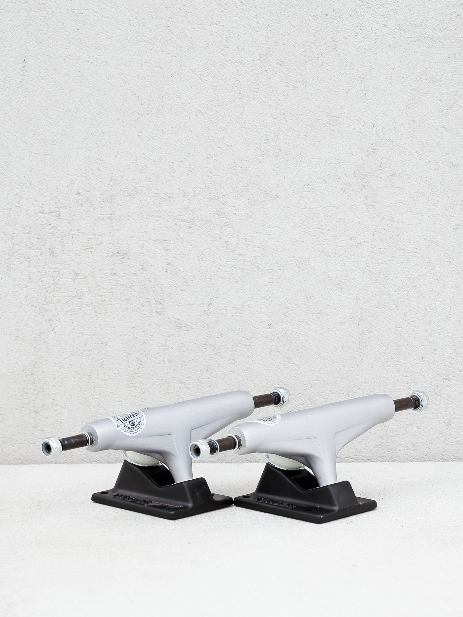 Tensor Mag Light Reflect Trucks (silver/black)