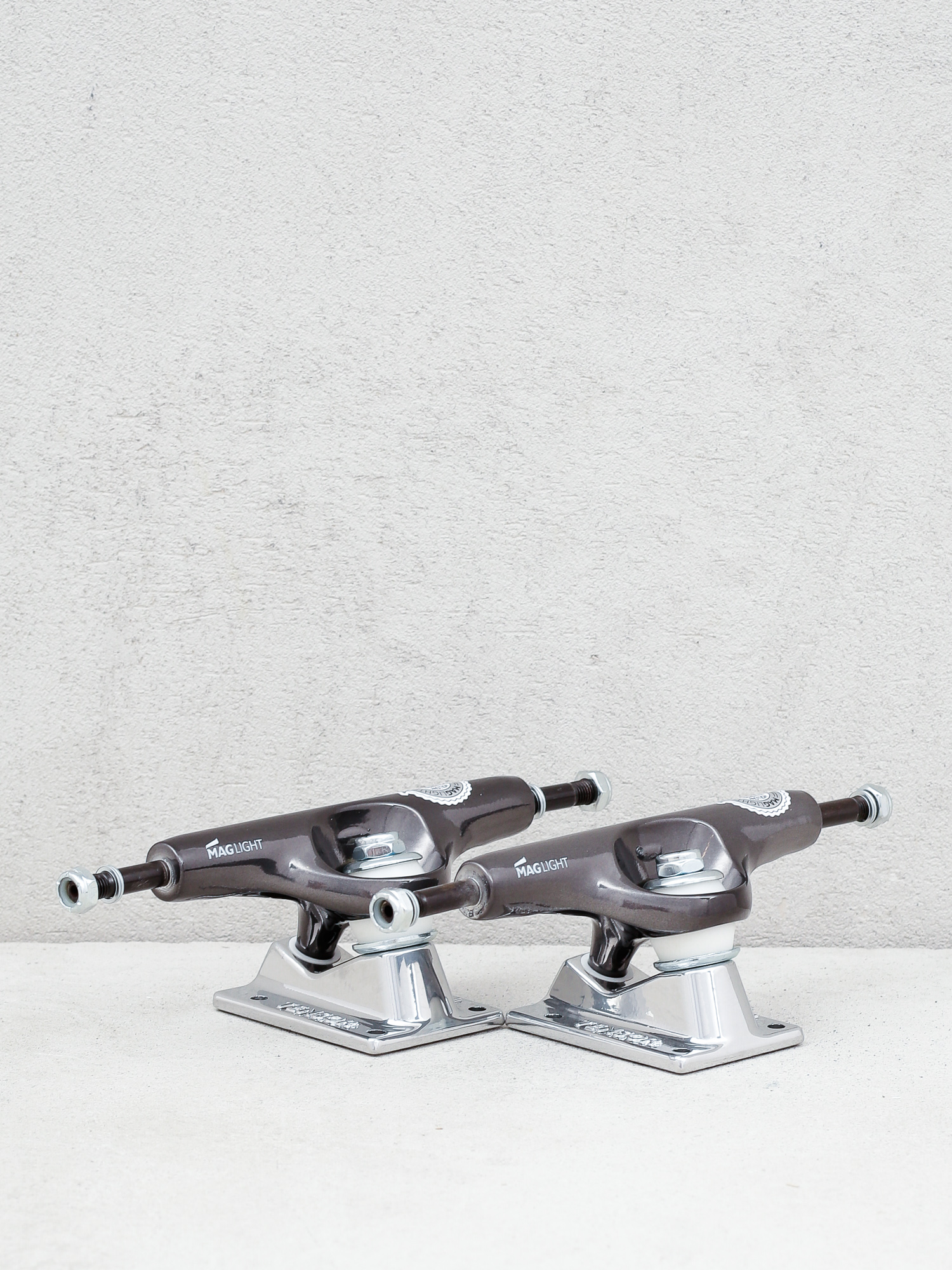 Tensor Mag Light Glossy Trucks (gunmetal/silver)
