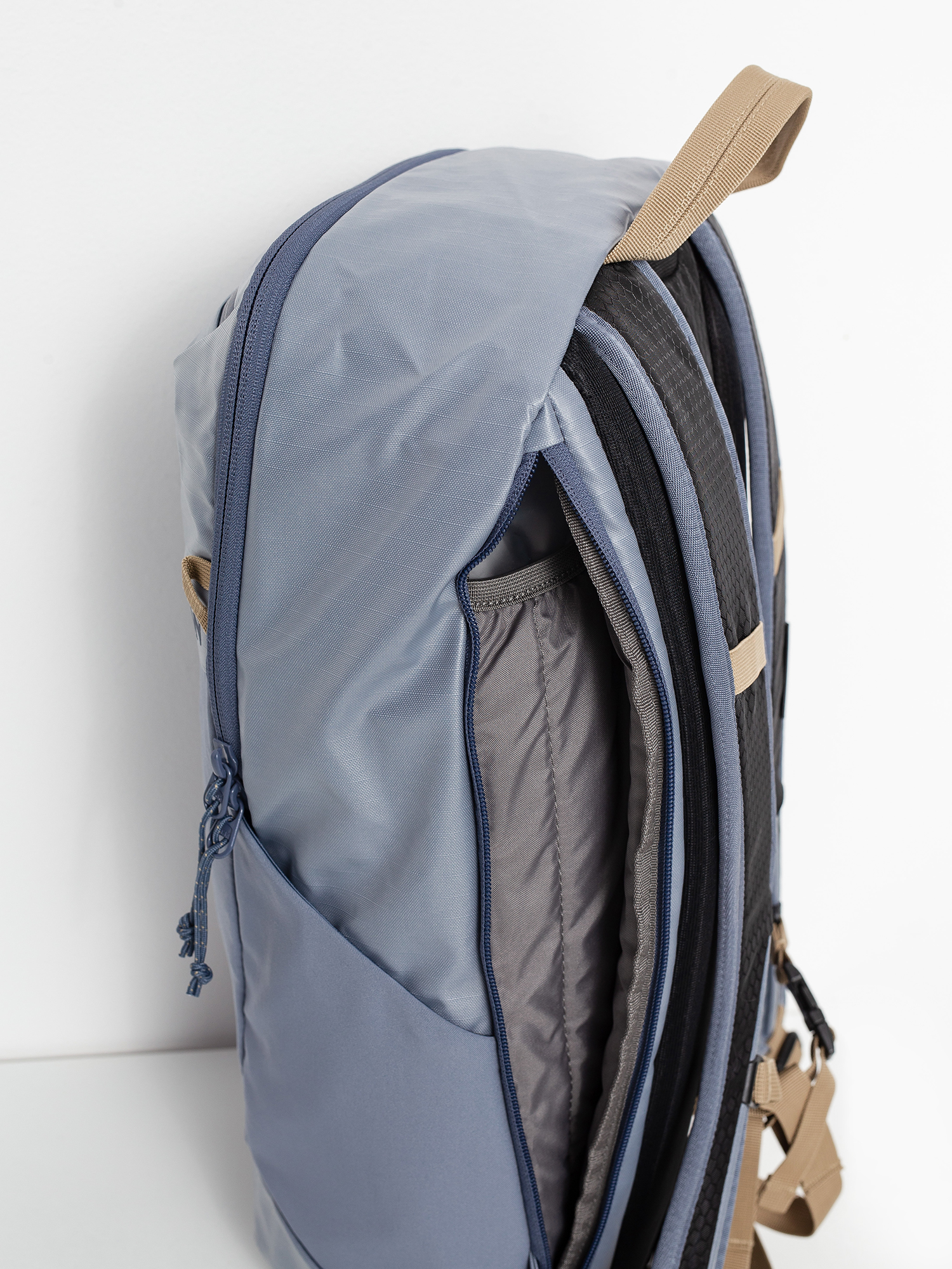 Burton Multipath 20L Backpack violet (folkstone gray coated)