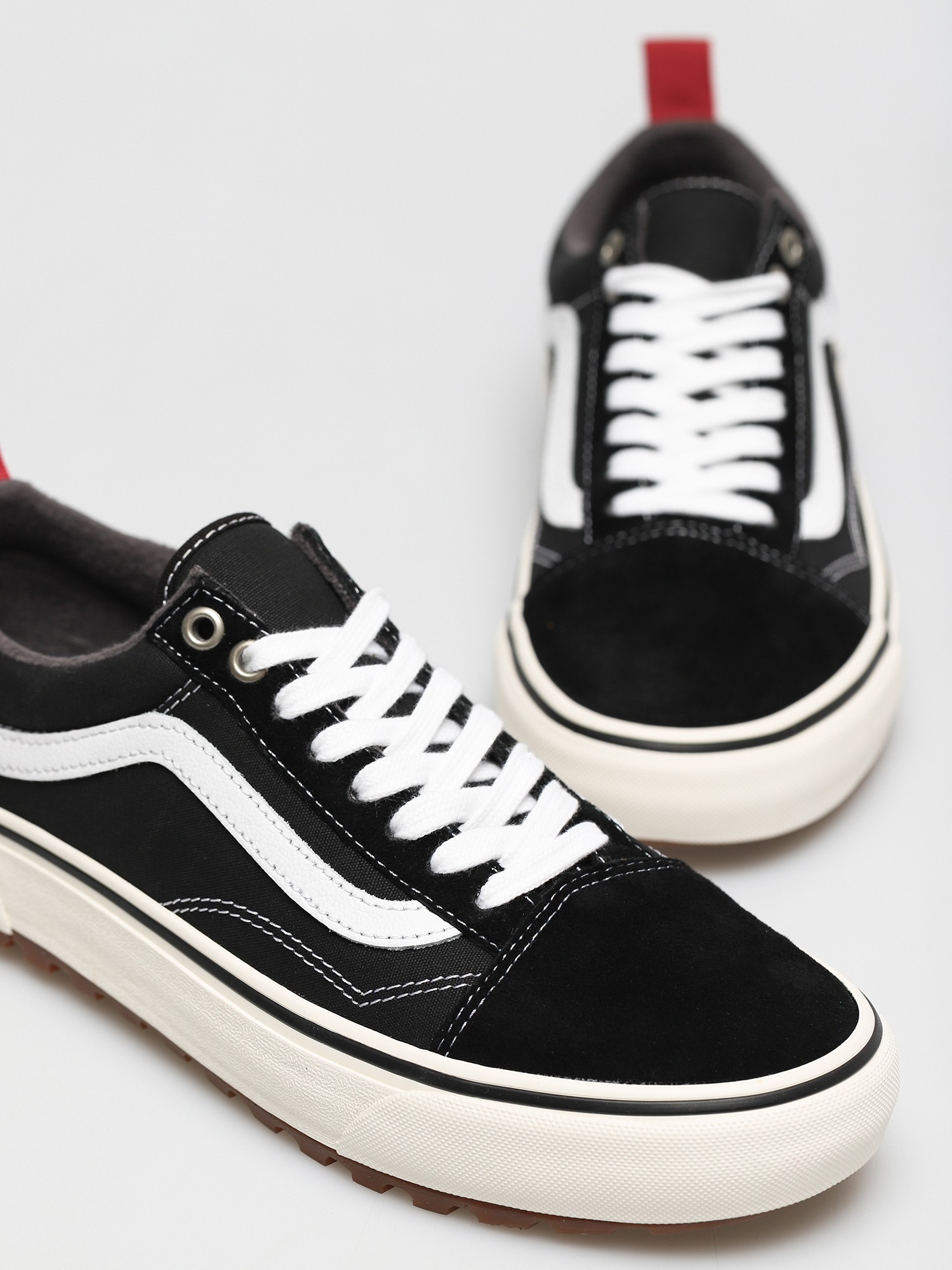 Vans Old Skool MTE 1 Shoes (black/white)