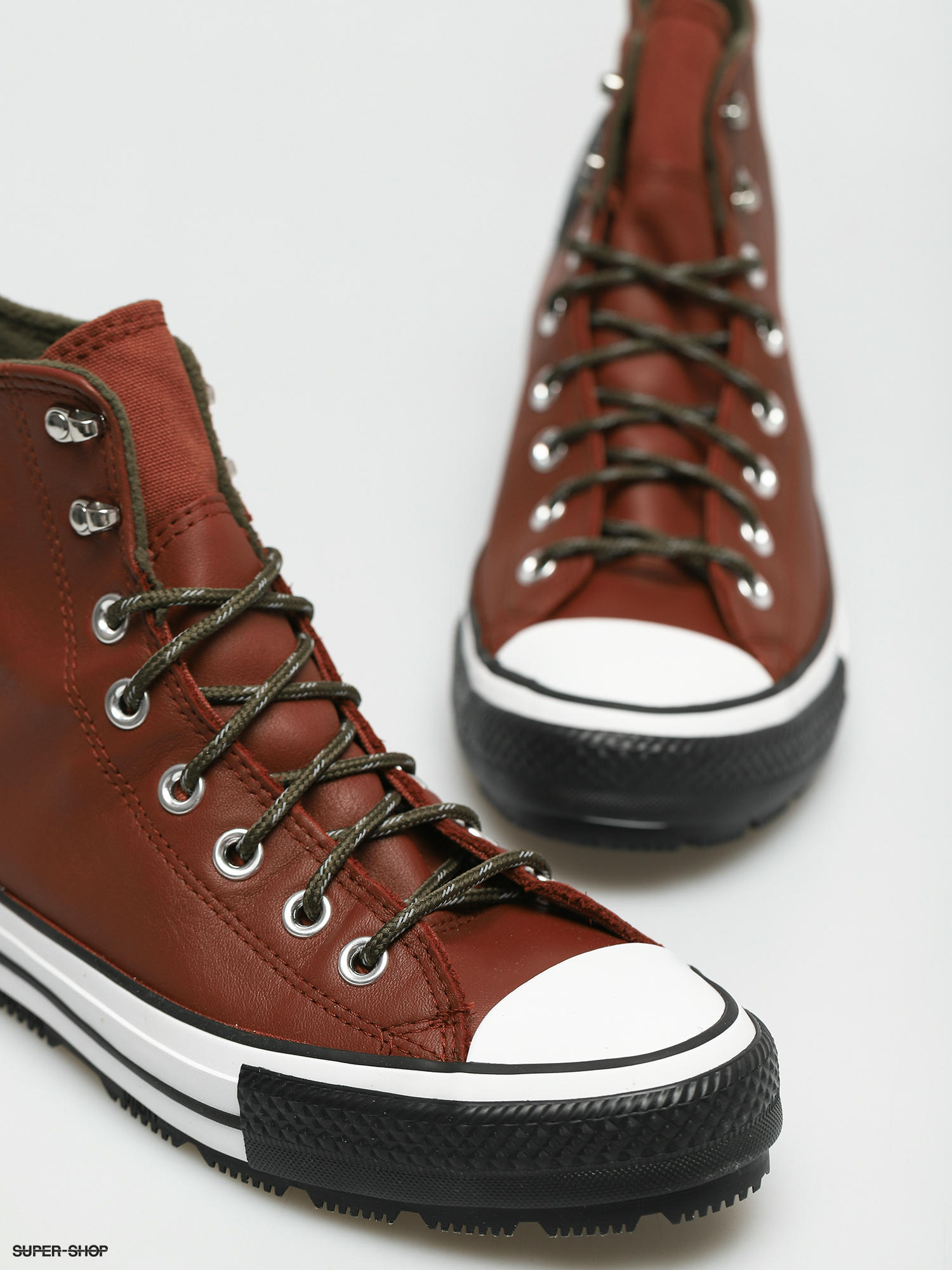 red and brown converse