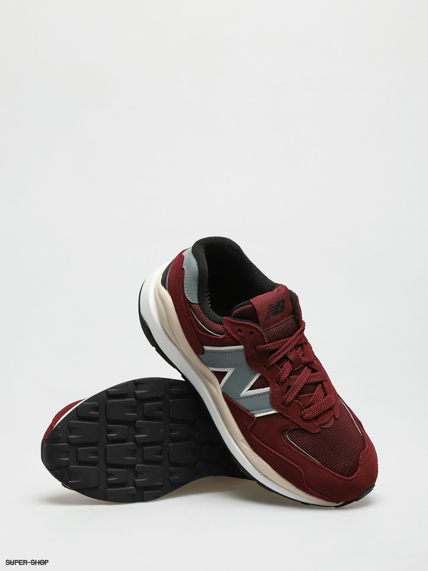 new balance 5740 burgundy