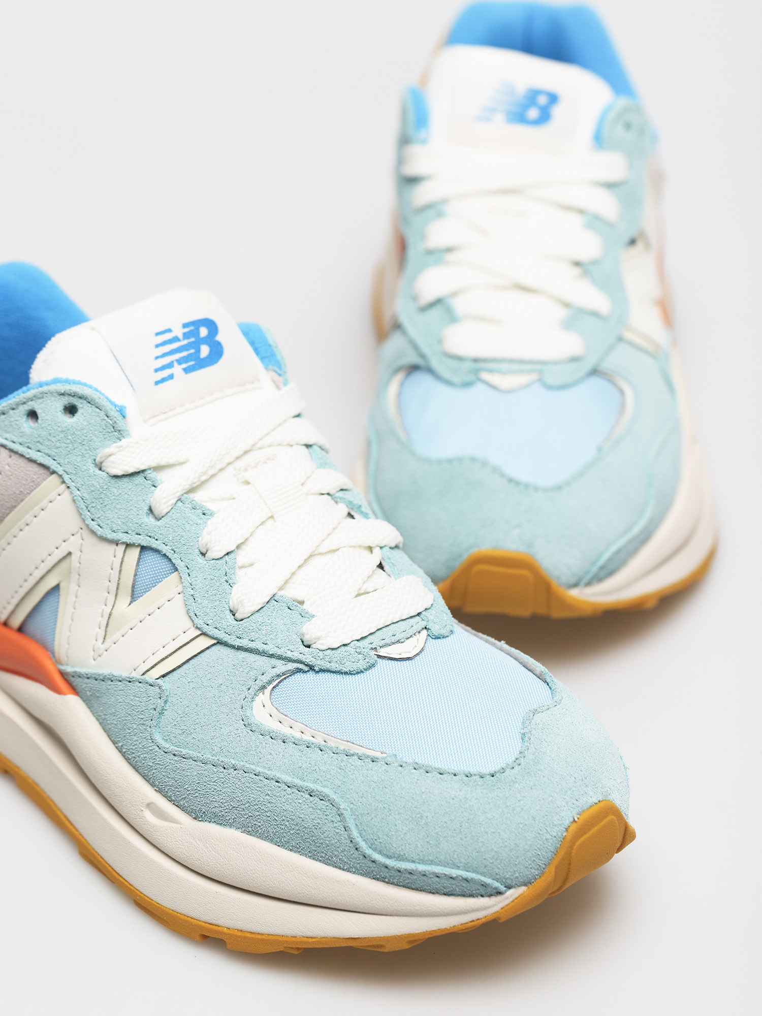 oyster x new balance shoes