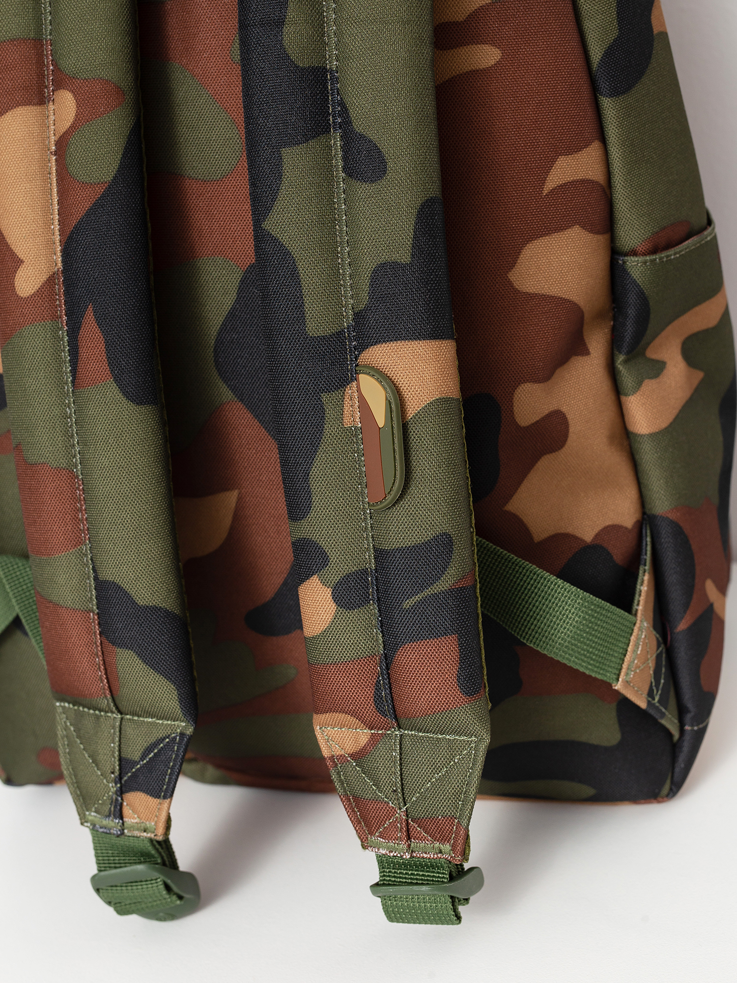 Herschel Supply Co. Miller Backpack (woodland camo)