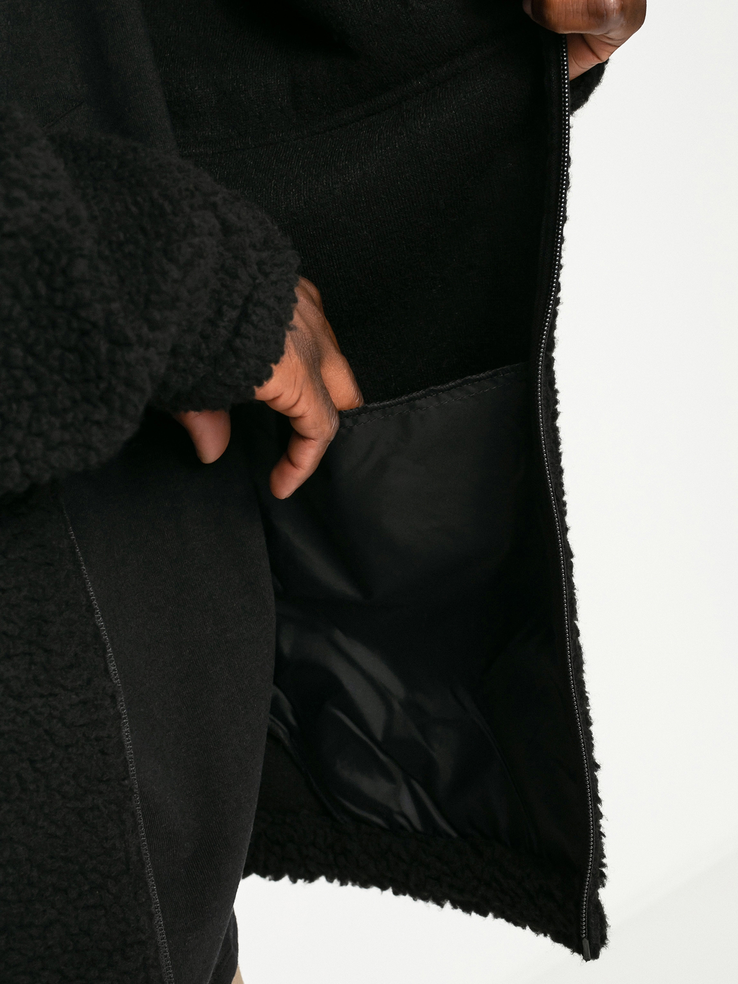 Vans World Code Sherpa FZ Sweatshirt (black/grape leaf)