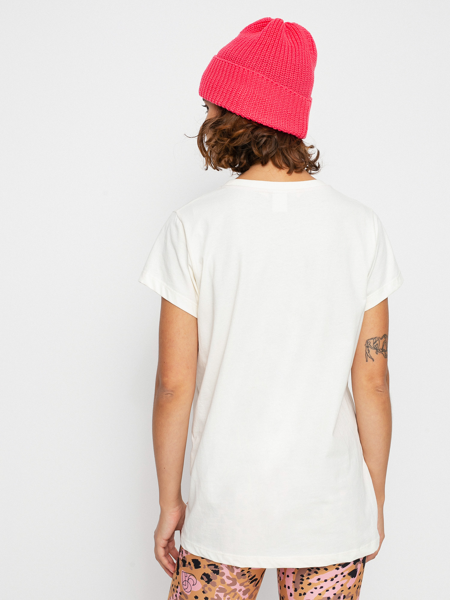 Femi Stories Meno T-shirt Wmn (ecr)