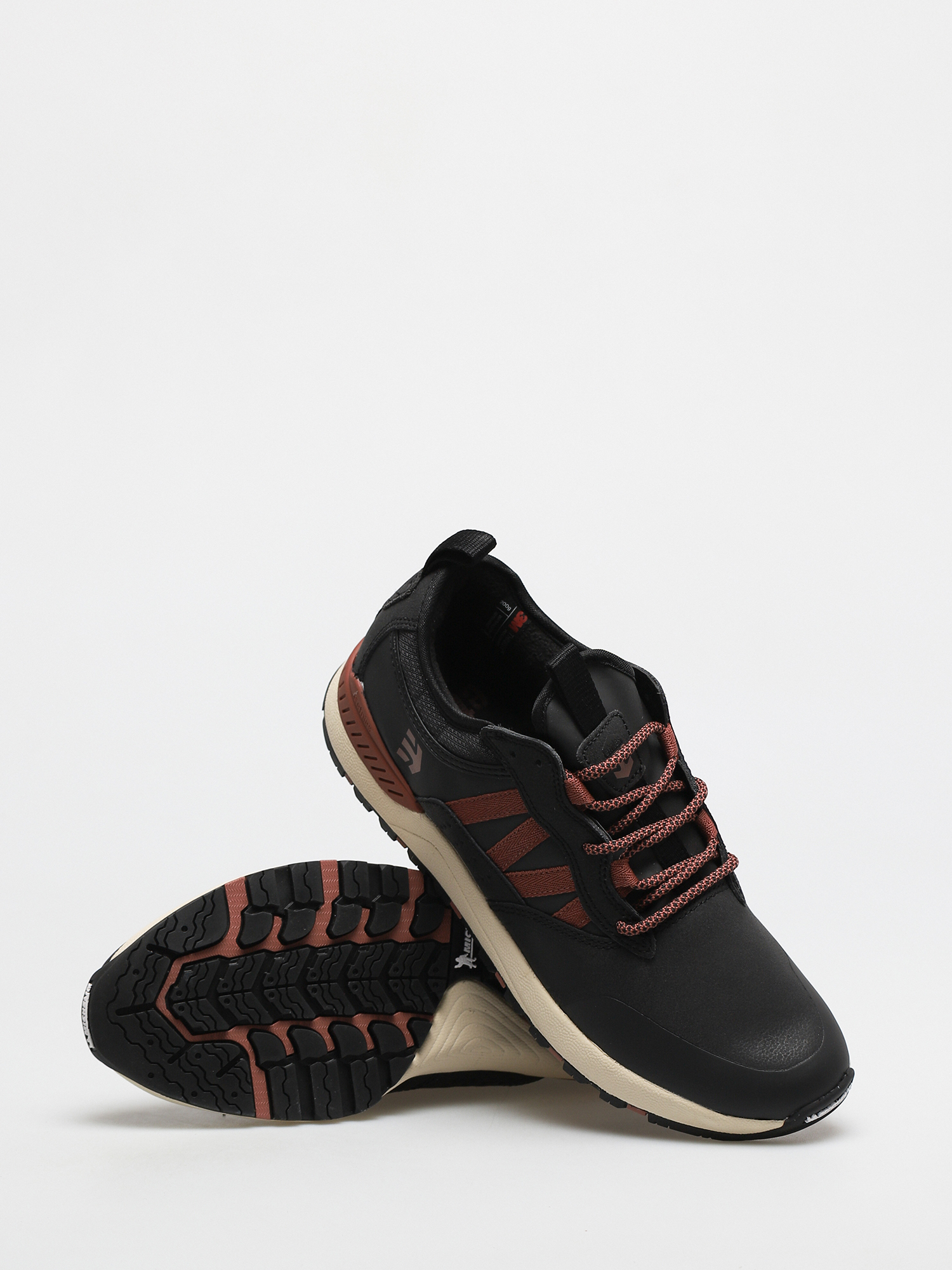 etnies black sultan scw trainers