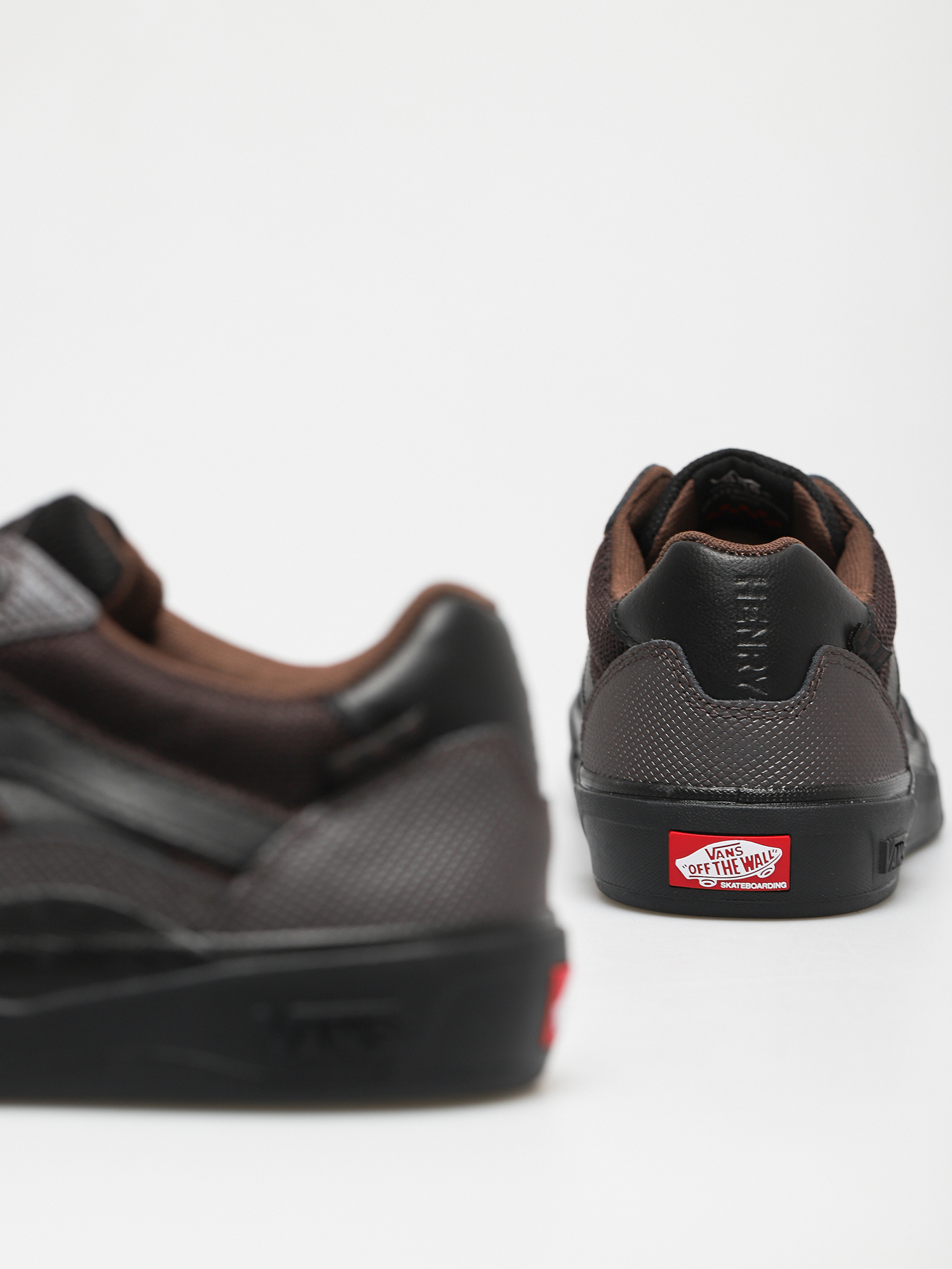 Vans X Justin Henry Wayvee Shoes (coffee bean)