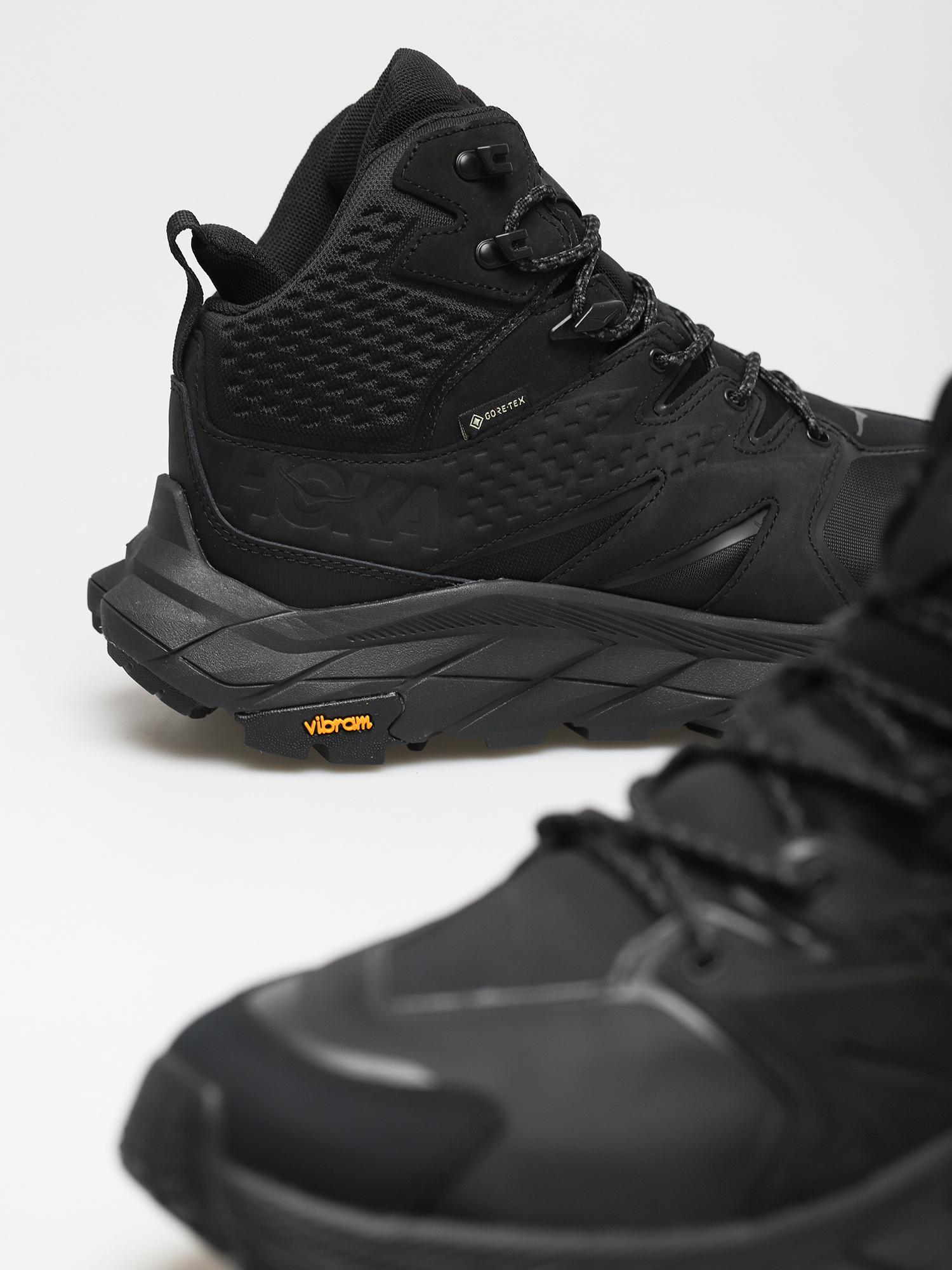 Hoka One One Anacapa Mid GTX Schuhe (black/black)