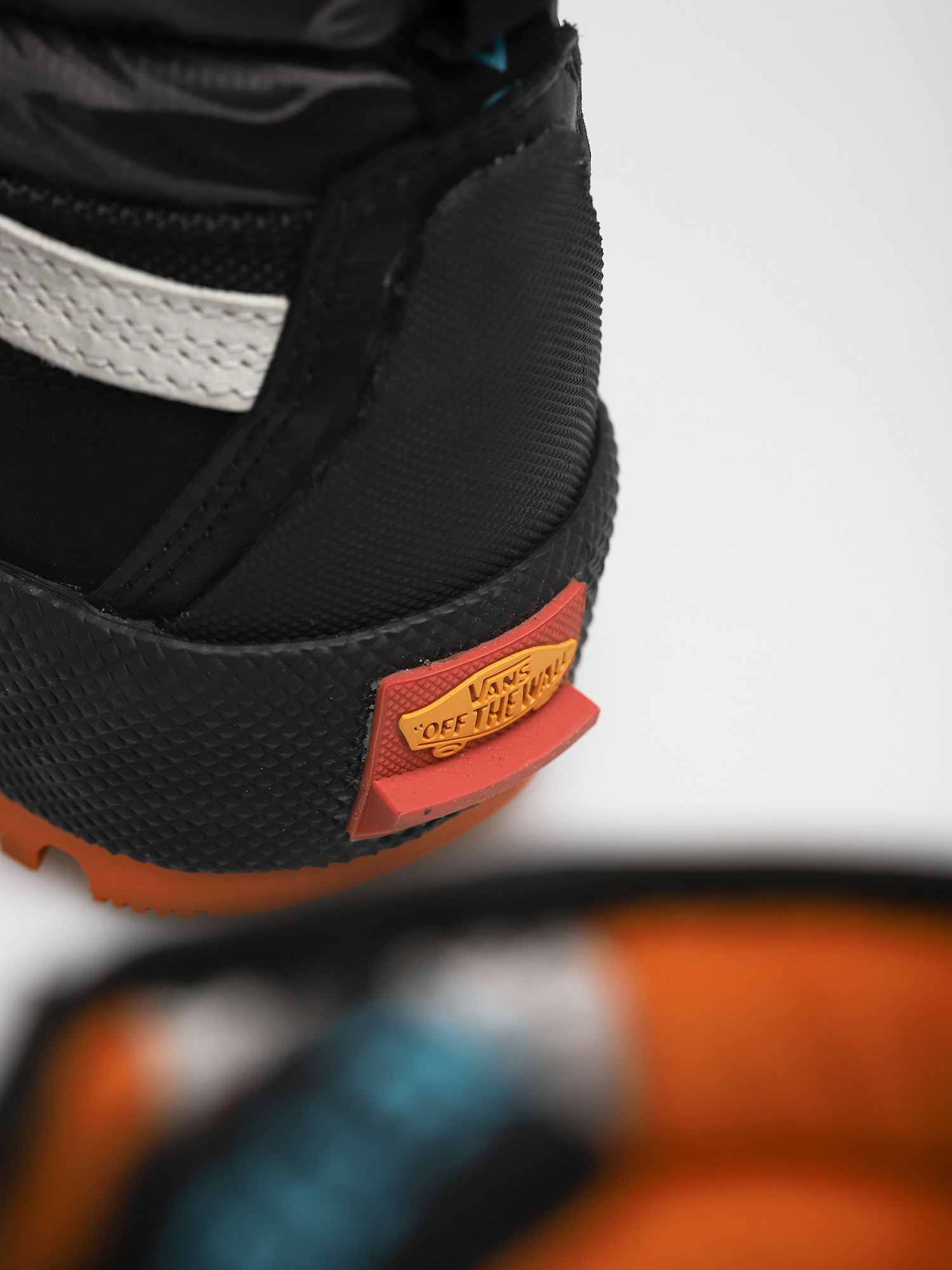 Vans Sk8 Hi Gore Tex MTE 3 Shoes (tiger camo/black)