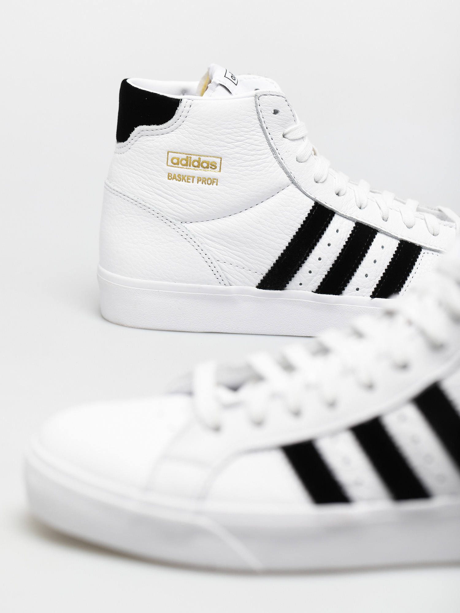adidas Originals Basket Profi Shoes (ftwwht/cblack/goldmt)