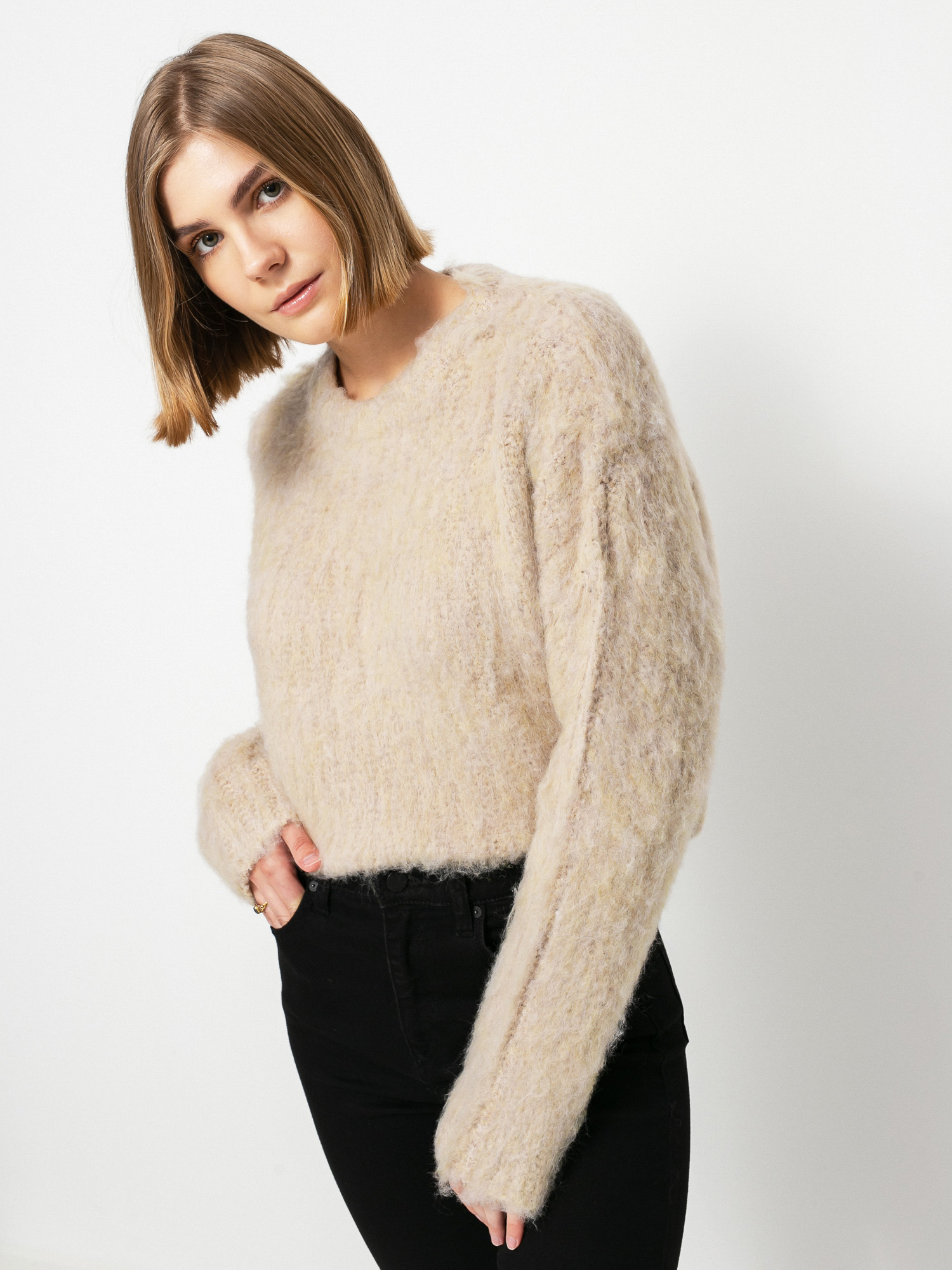 OBEY Robyn Sweater Wmn (tan)