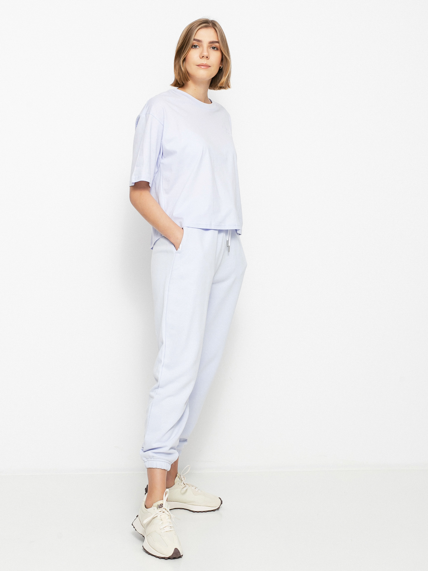 New Balance Athletics Intelligent Choice T-shirt Wmn (silent grey)