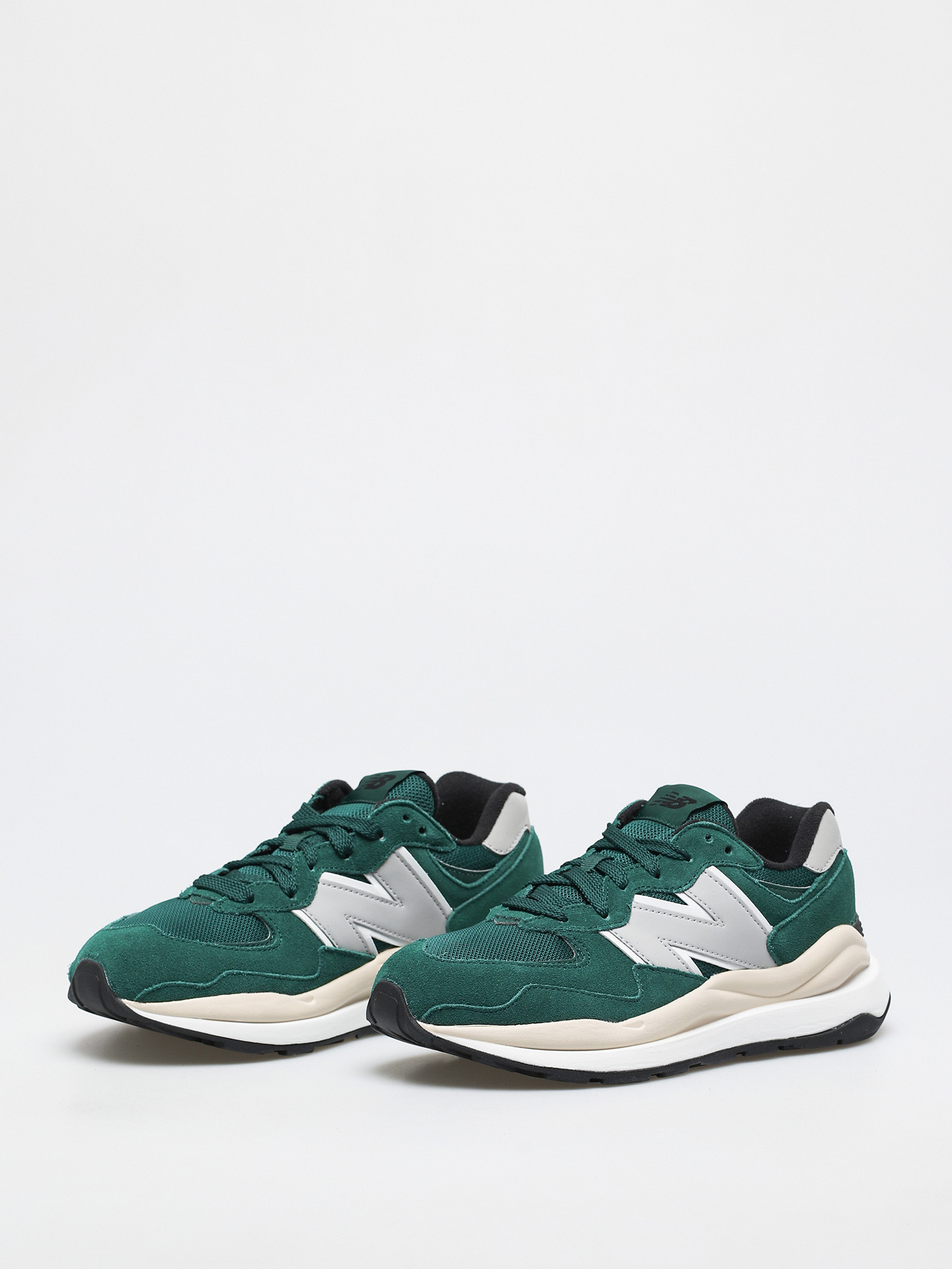 New Balance 5740 Shoes (green rain cloud)