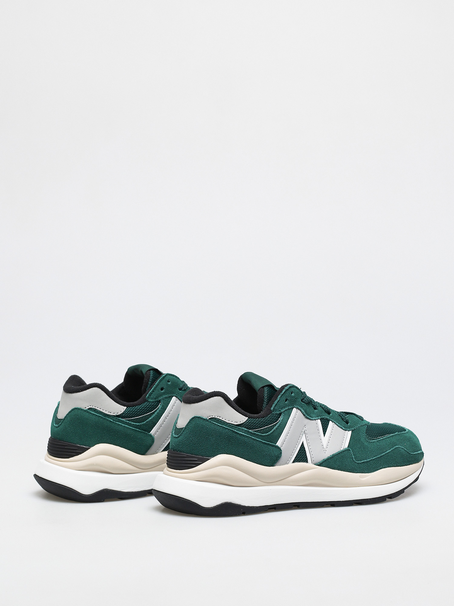New Balance 5740 Shoes (green rain cloud)