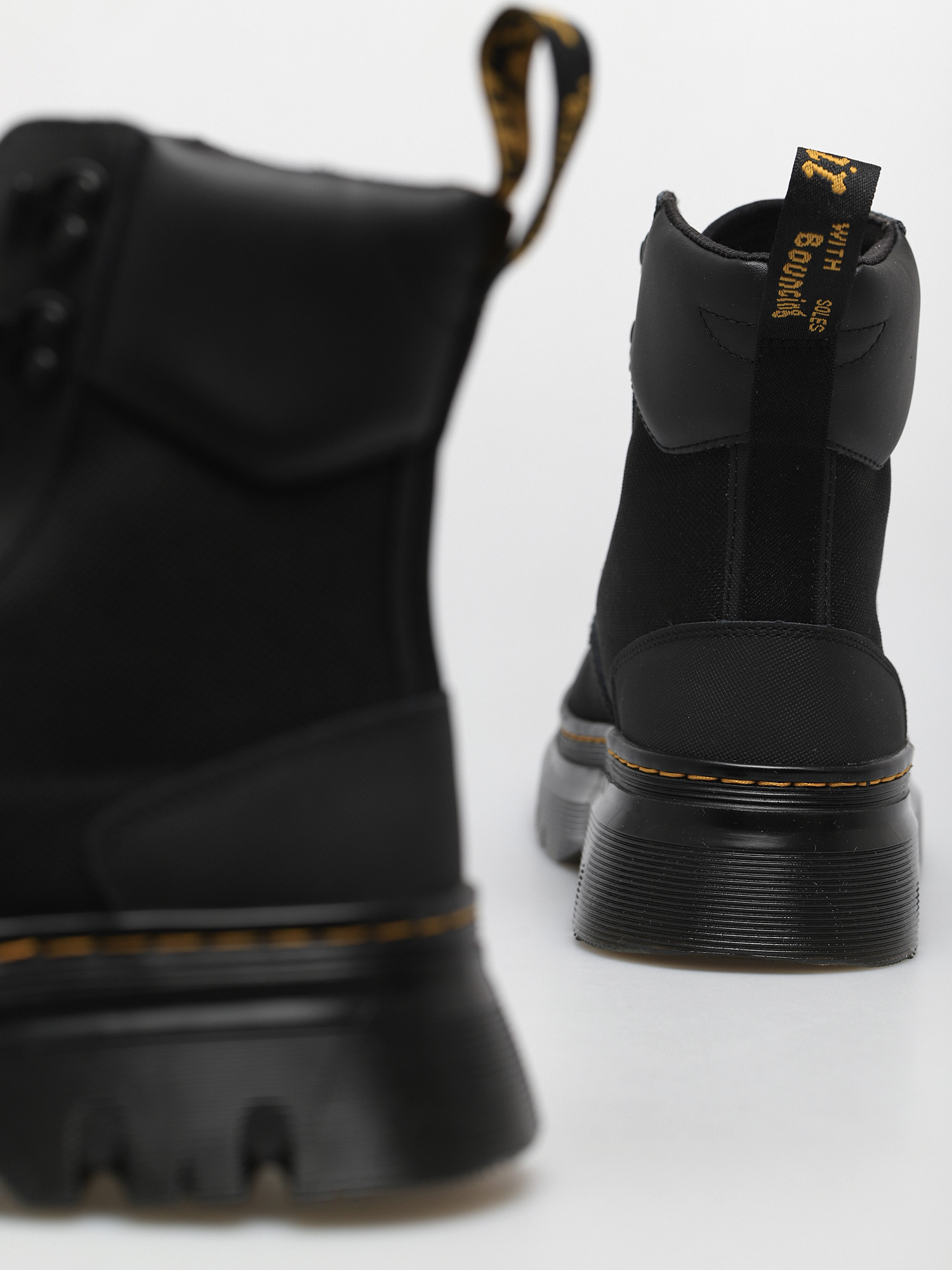 dr martens tarik