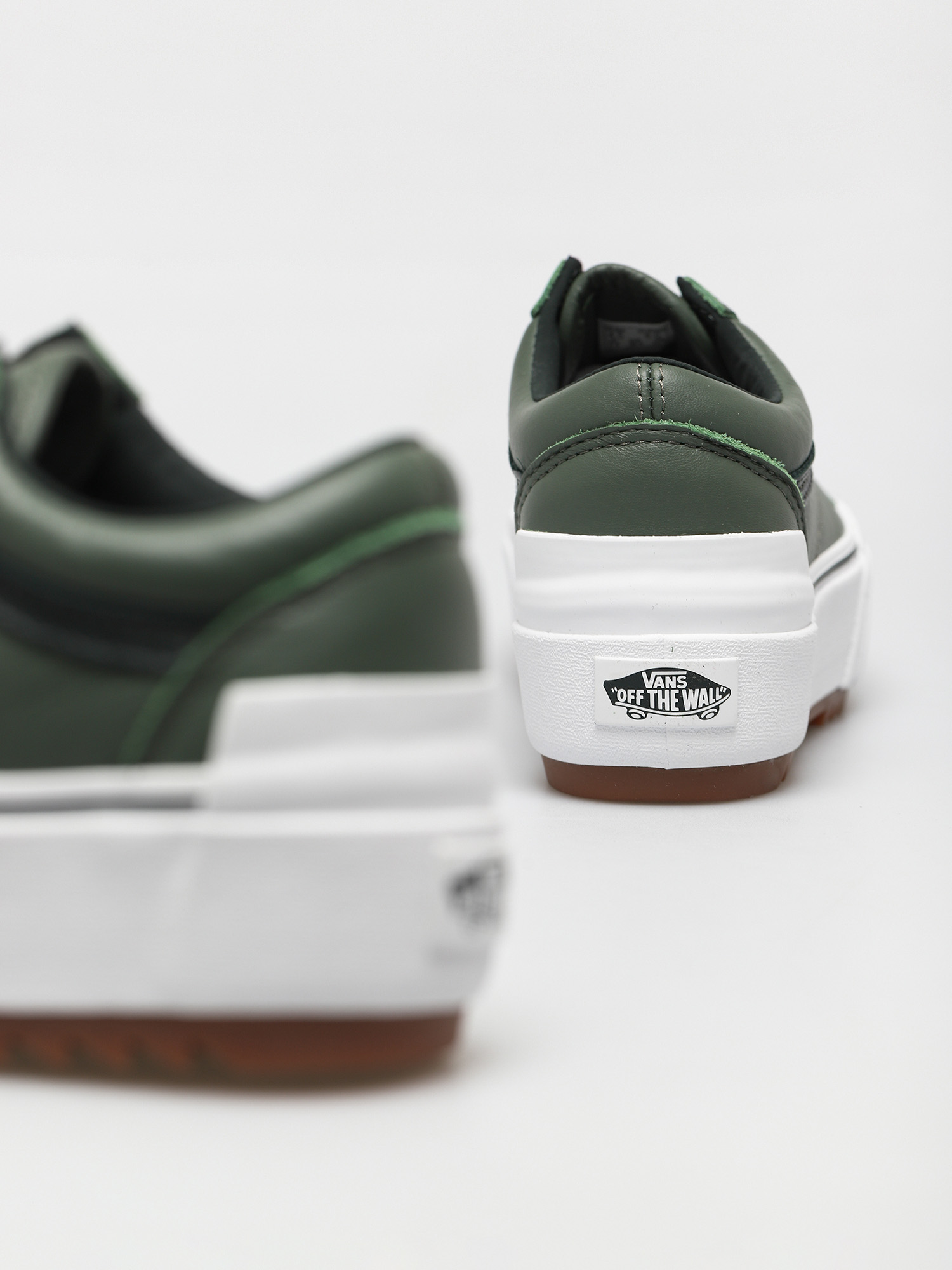 Vans Old Skool Stacked Shoes (tumbled lthr/thyme/trwht)