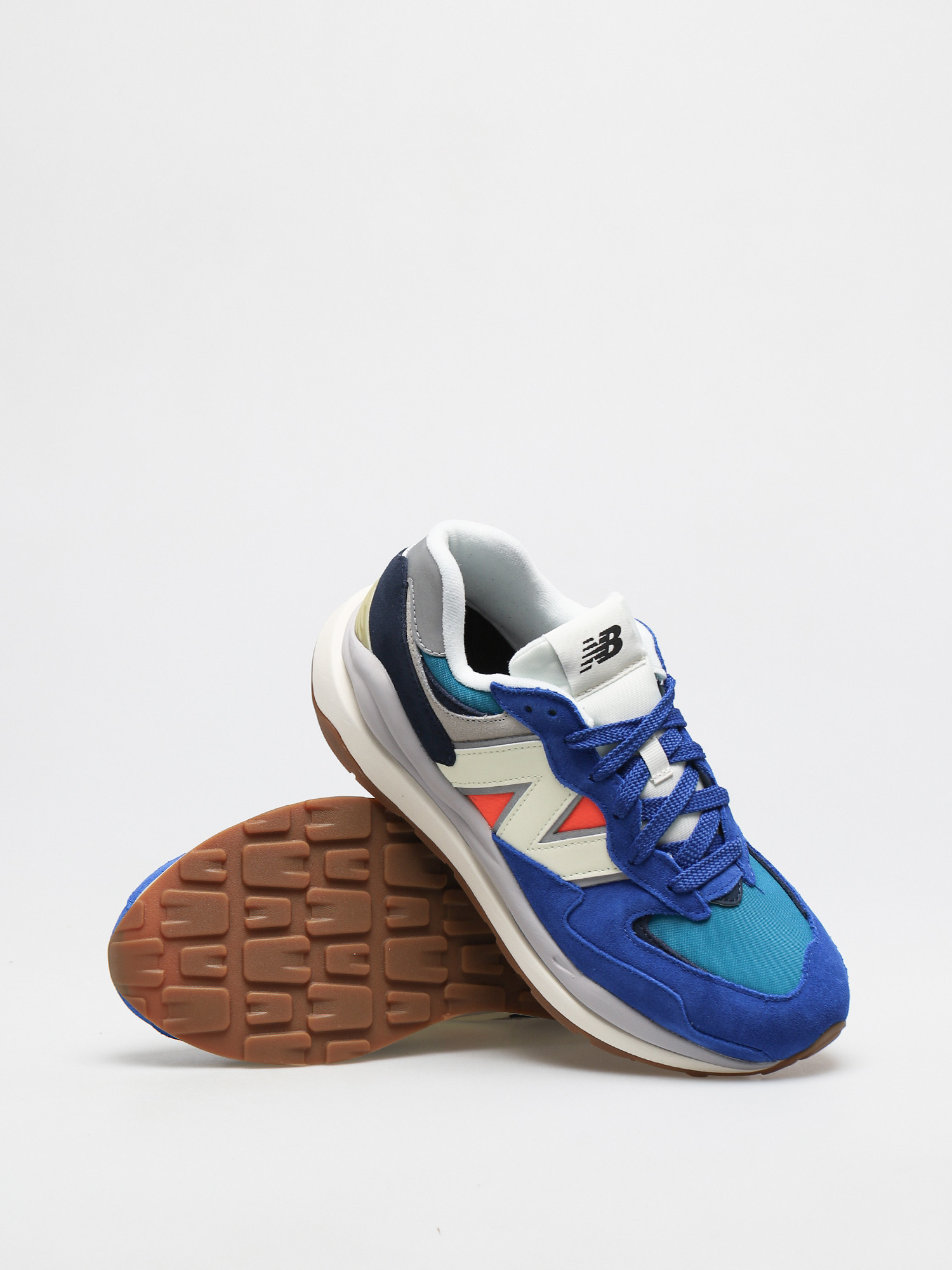NIKE - su94 New Balance 5740 Beige / Leopard - Fast delivery | Spartoo