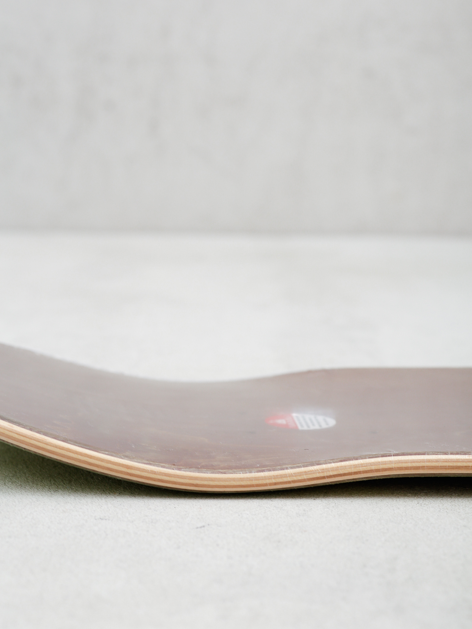 Magenta Power Plant Board By Fox Deck (light green)