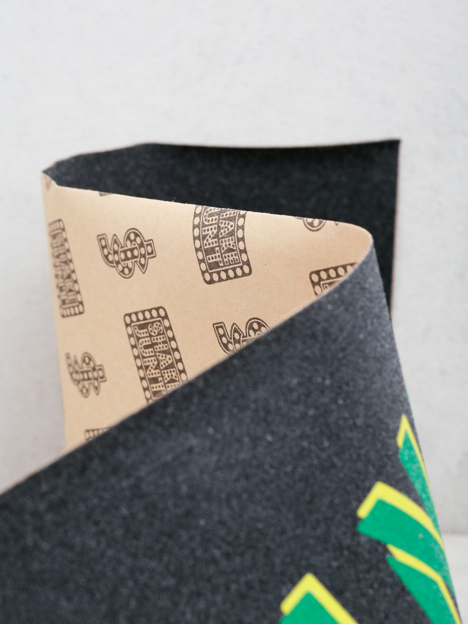 Shake Junt Sprayed Griptape (sprayed)