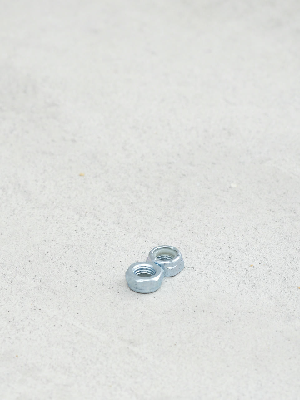 Independent Axle Nuts (silver)