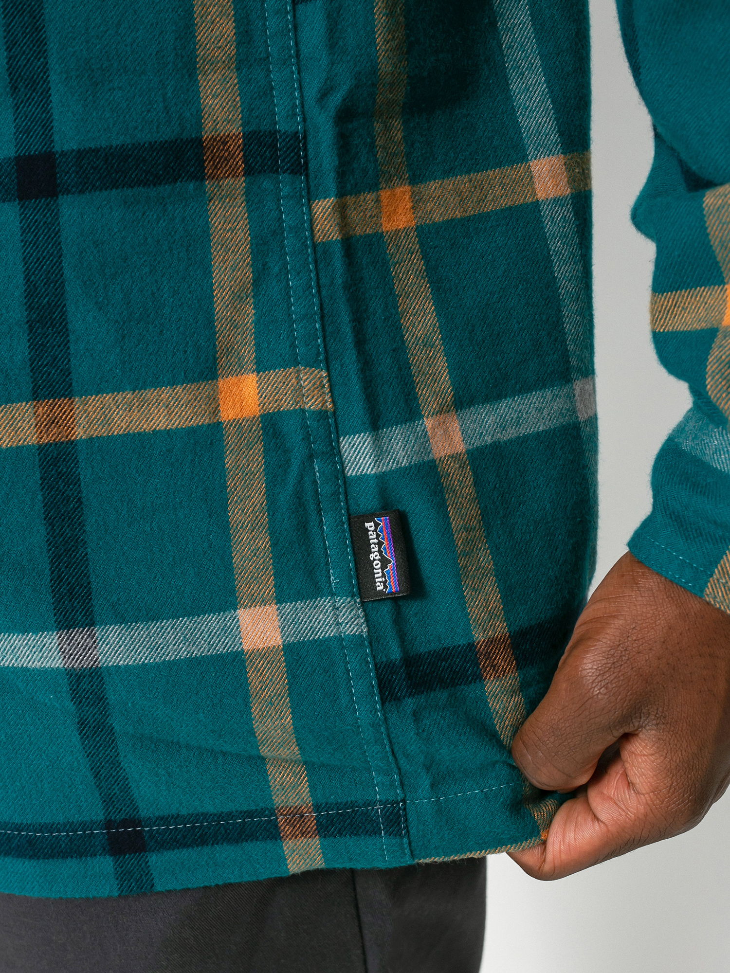 Patagonia Organic Cotton Fjord Flannel Shirt (brisk/dark borealis green)
