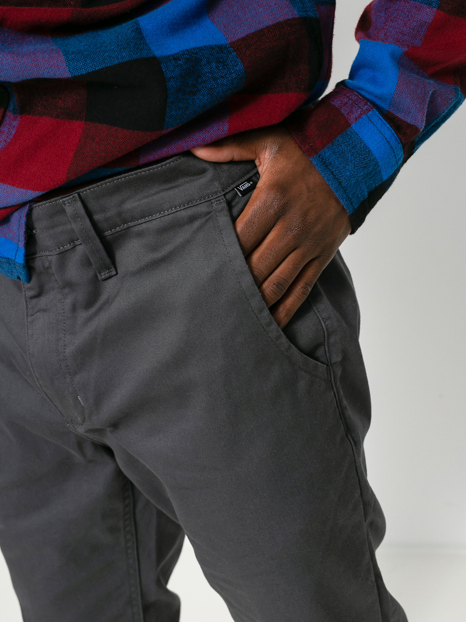 Vans Authentic Chino Slim Pants (asphalt)