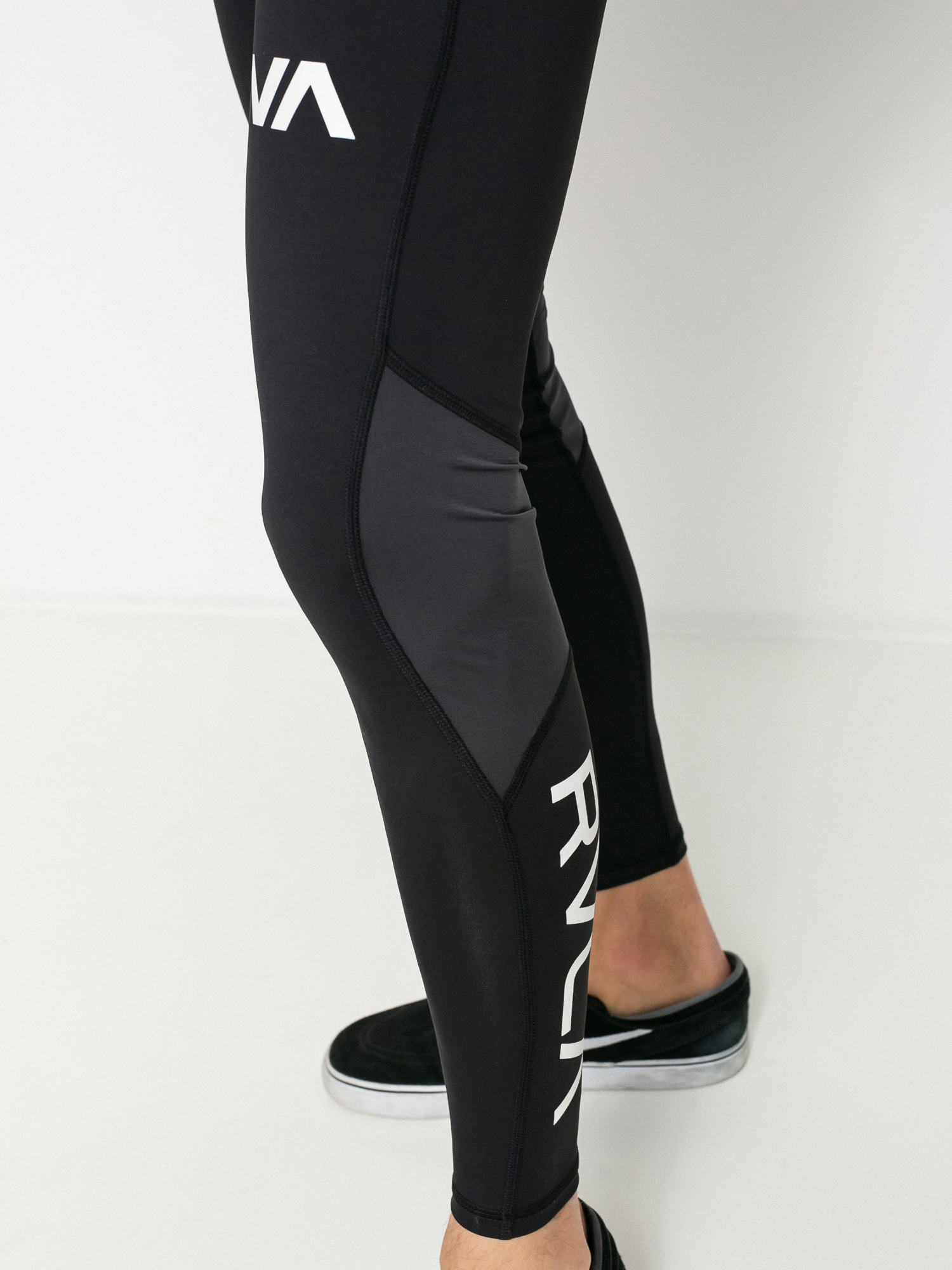 RVCA Compression Lycra Pants (black)