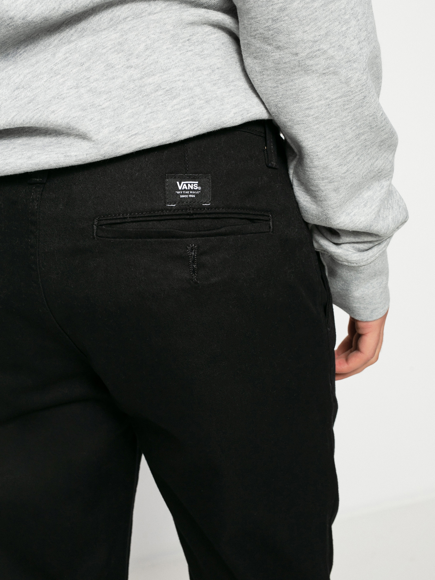 Vans Authentic Chino Slim Pants (black)